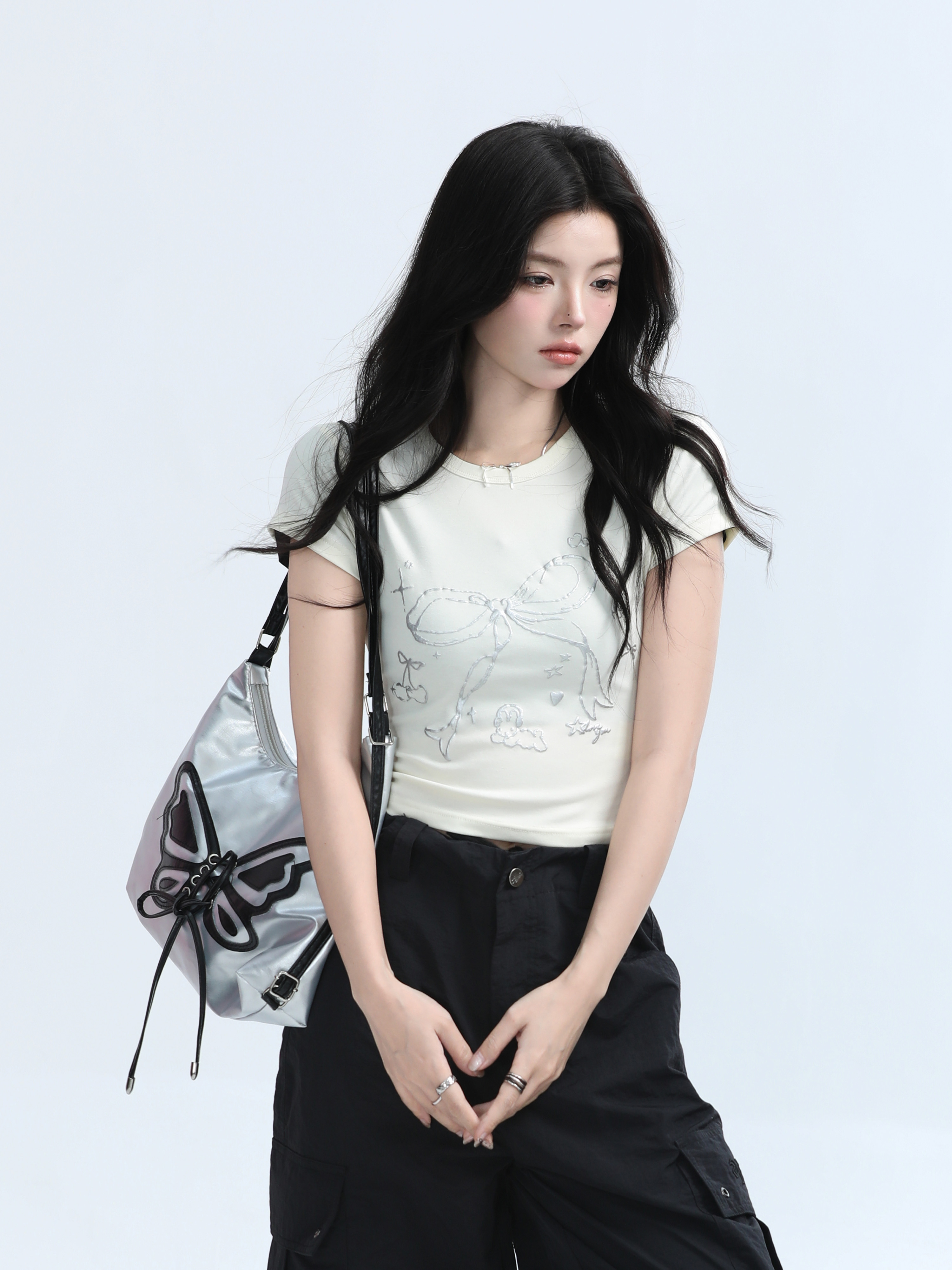 Black Short-Sleeve T-Shirt for Women - American Retro Style with Bow Design - Slim Fit Summer Top for Spicy Girls