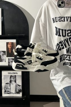 Breathable Black and White Mesh Sneakers for Men and Women, Summer Casual Unisex Trendy Sports Shoes