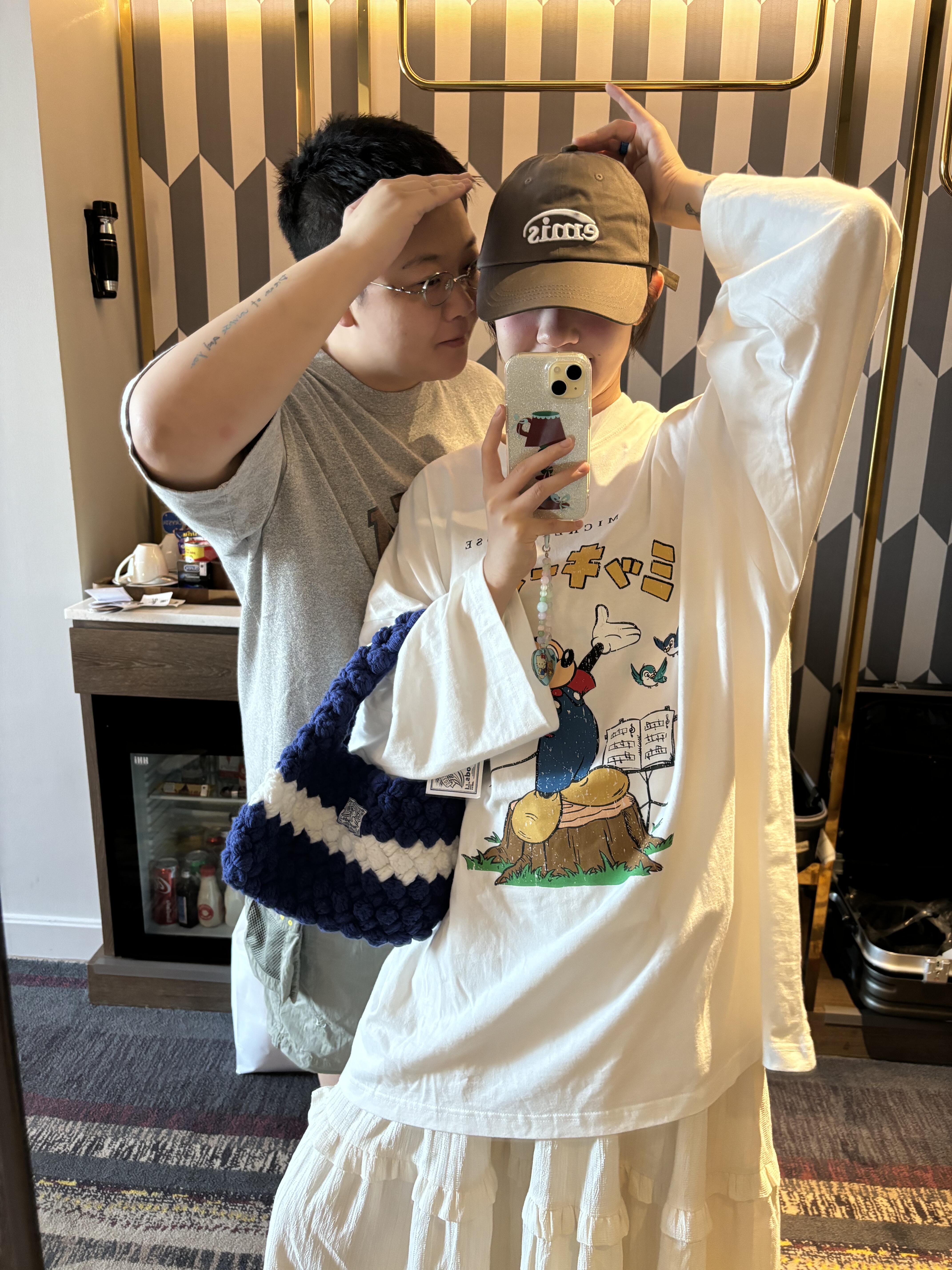 Cartoon Print Casual Oversized Long Sleeve T-Shirt for Autumn & Winter - Korean Style, Youthful and Slimming Cotton Tee