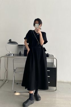 Elegant Black Button Dress for Women - Spring Summer Waist-Cinching Split Short Sleeve T-Shirt Style, Casual Grapefruit Design