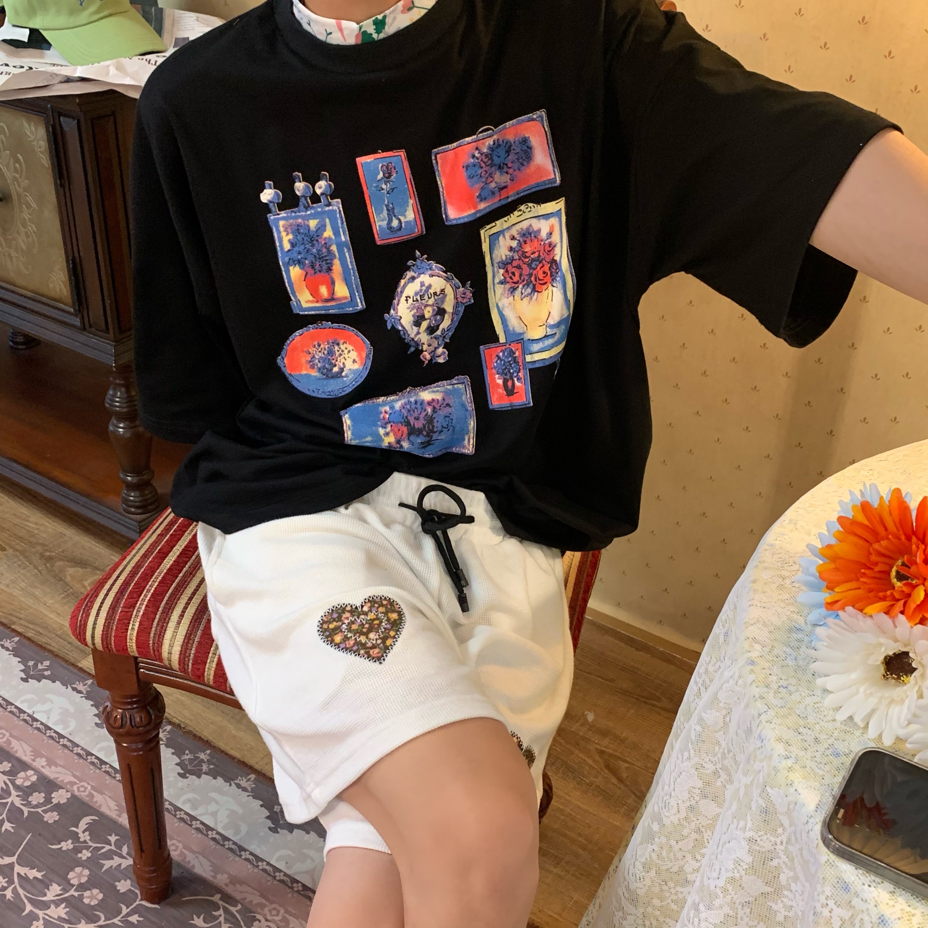 Floral High Neck Vintage T-Shirt with Graffiti Print - Handmade Trendy Short Sleeve Top for Y2K and 90s Style Fashion