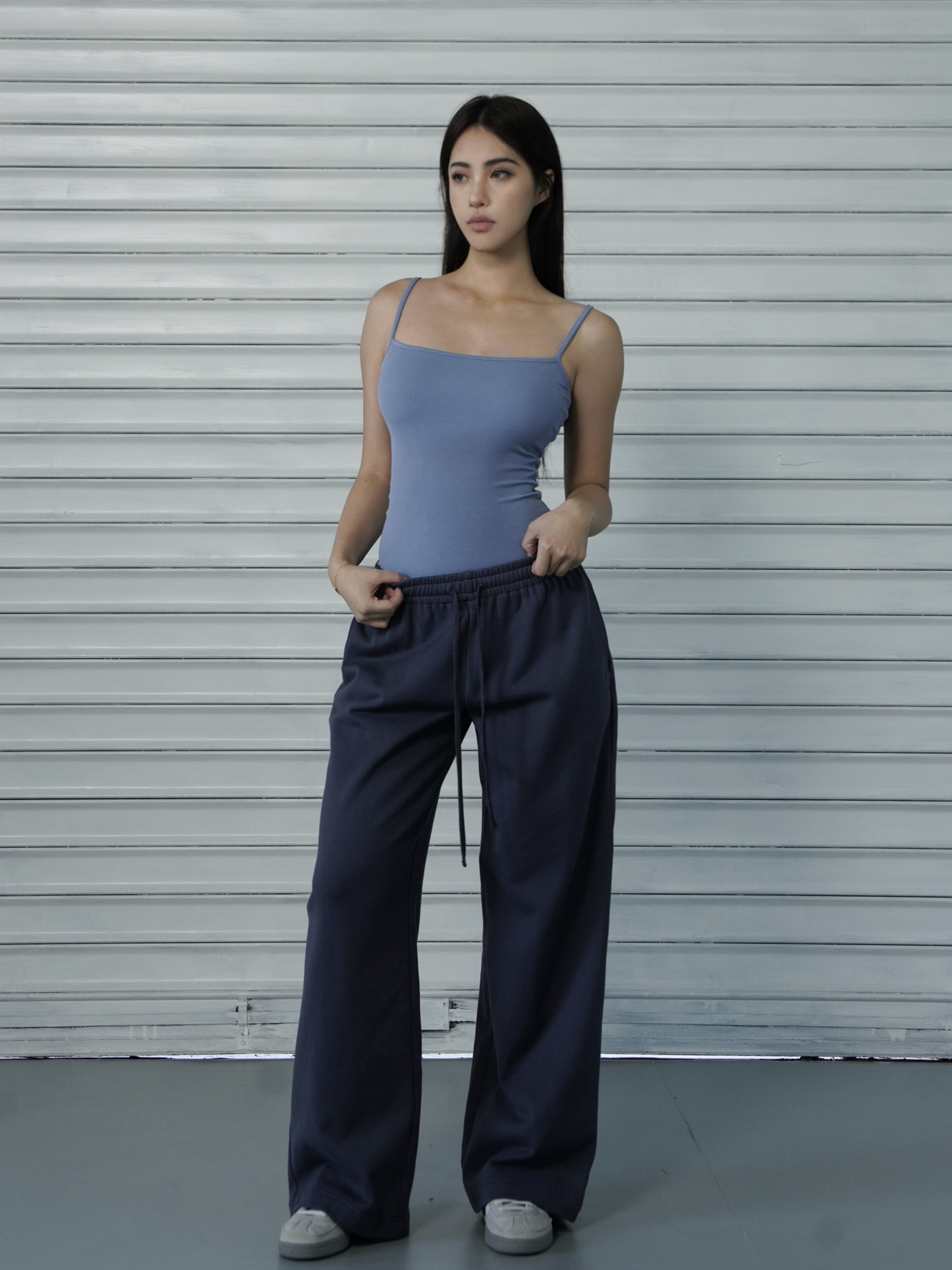 Four-Color Basic Low-Waist Straight-Leg Sweatpants - Versatile Casual Sports Pants for a Slimming Y2K Look