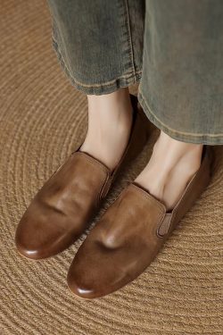 Genuine Leather Round Toe Slip-On Loafers for Women - Retro Vintage Flat Shoes
