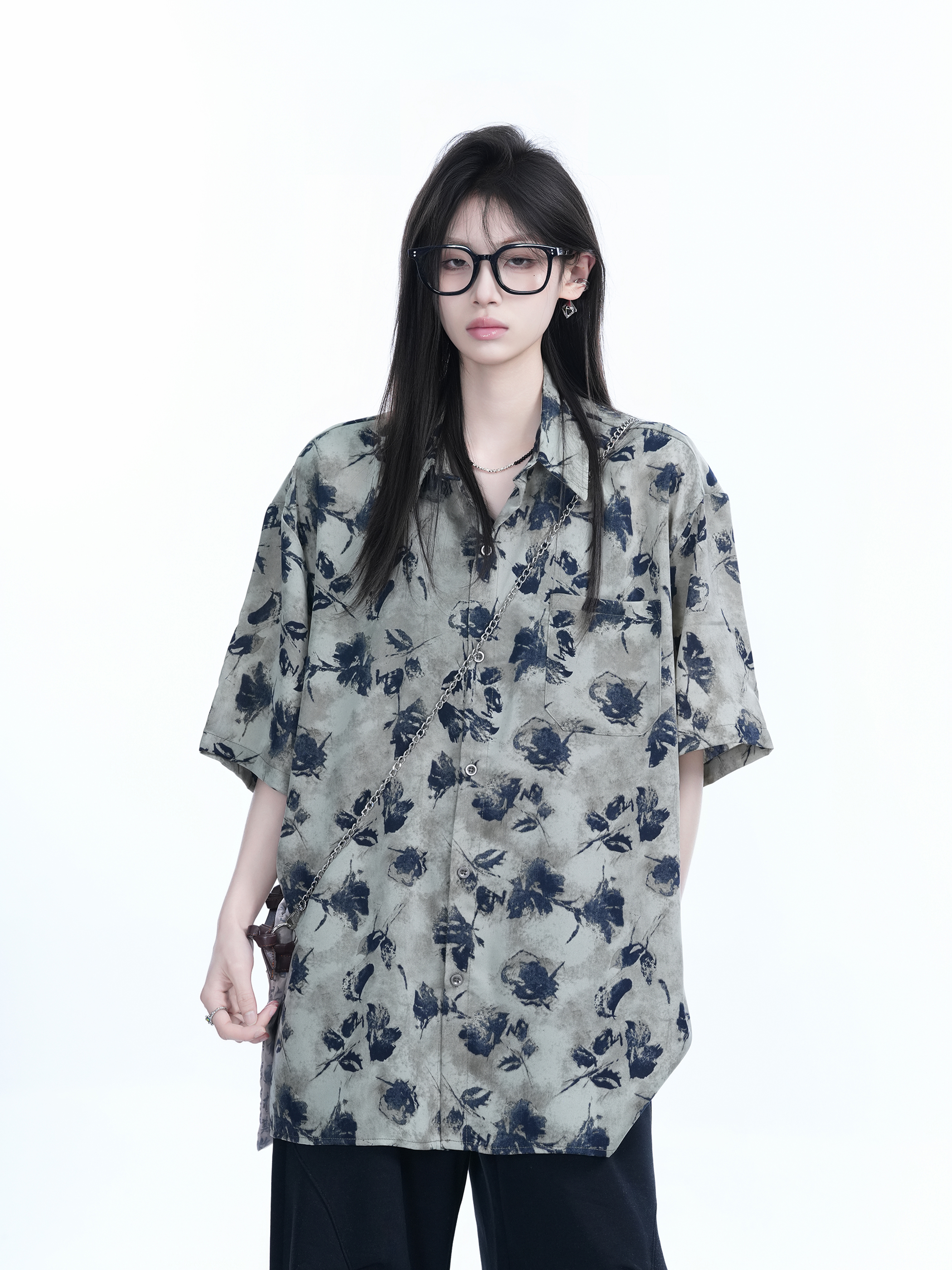 Graffiti Black Rose Short Sleeve Shirt for Women - Loose Lightweight Urban Style Top