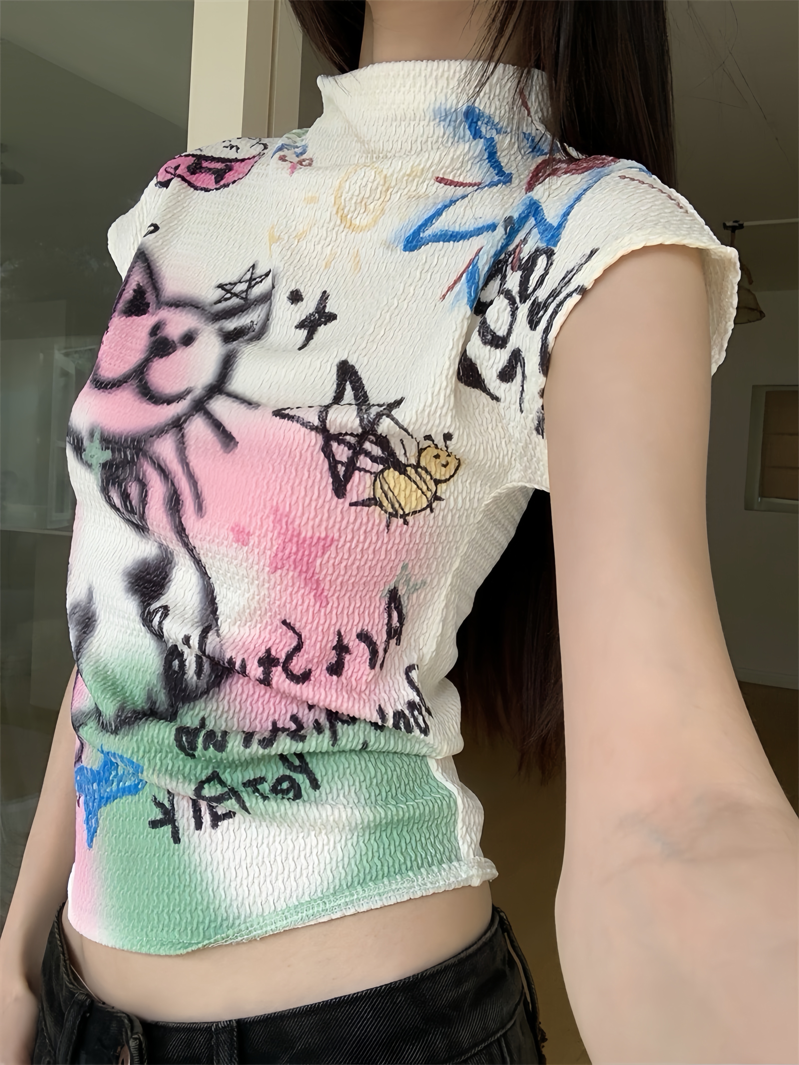 Graffiti Cat Short Sleeve T-Shirt - Textured Knit, Slim Fit, Niche Design, 2024 Early Spring Collection, Trendy Street Style