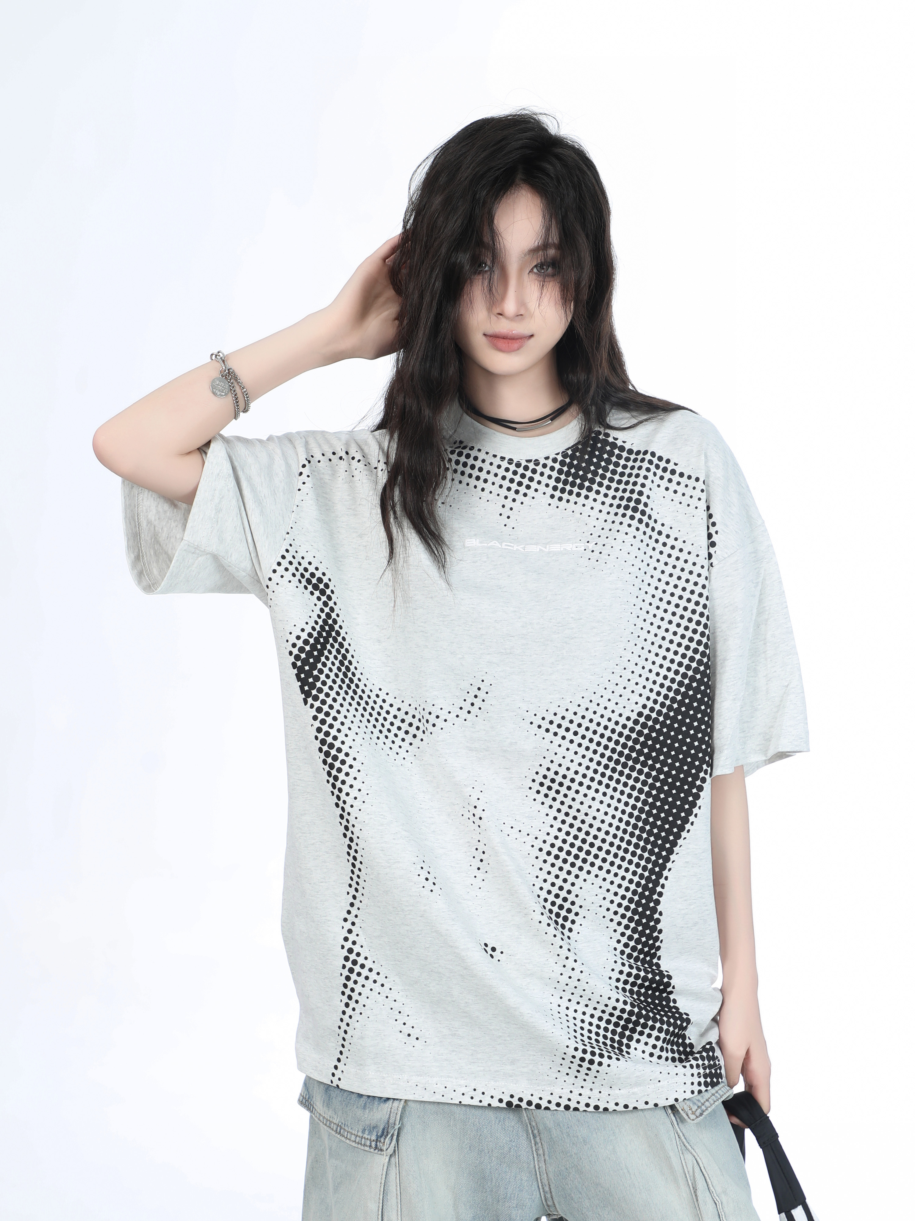 Heavy-Duty American-Style Gray Short Sleeve T-Shirt for Women - "Sit and Eat Until the Mountains Are Empty" - Casual Loose Fit