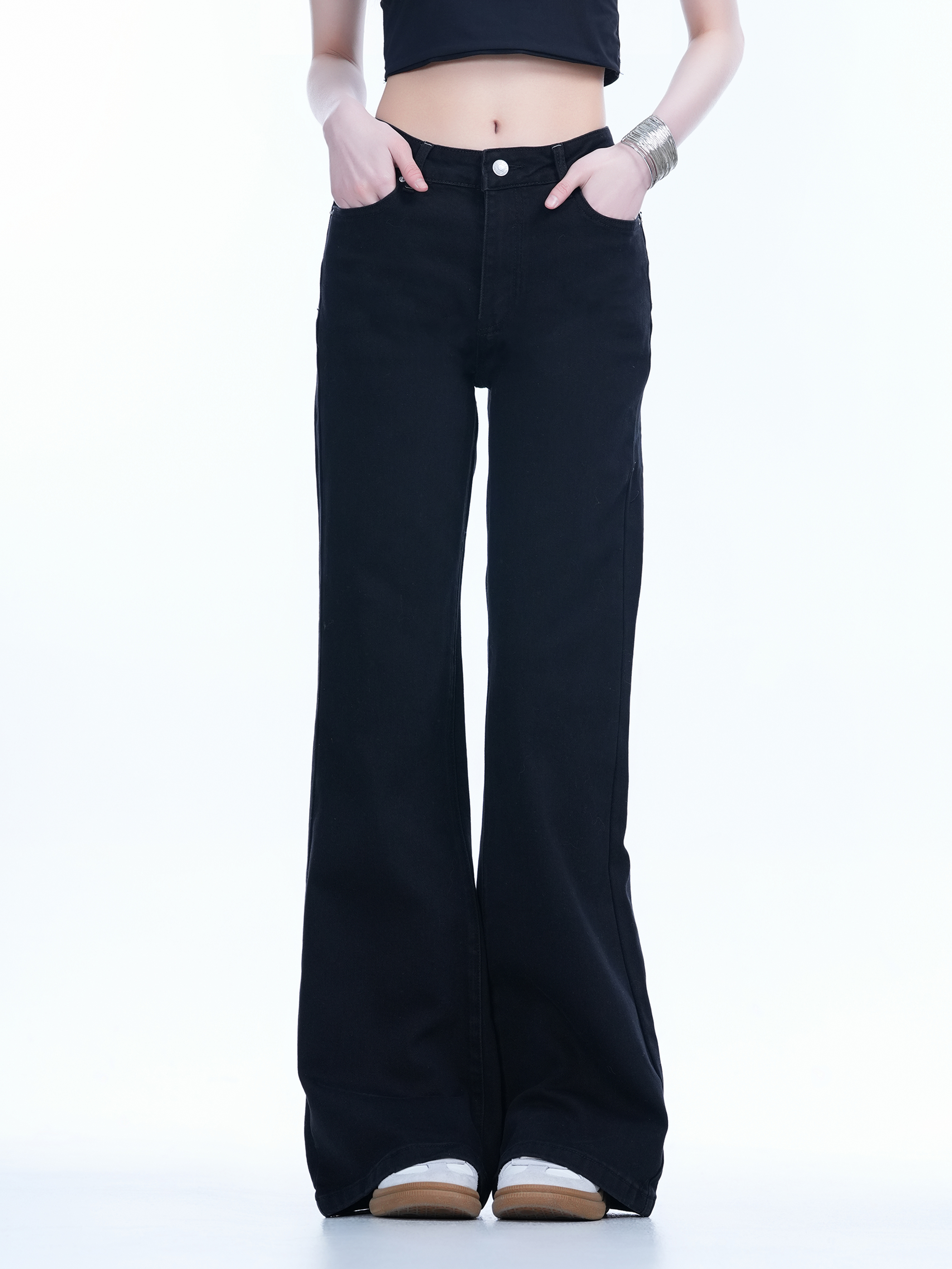 High-Waisted Retro Black Flared Jeans for Women, Slimming Floor-Length Summer Style, 90s Inspired Fashion