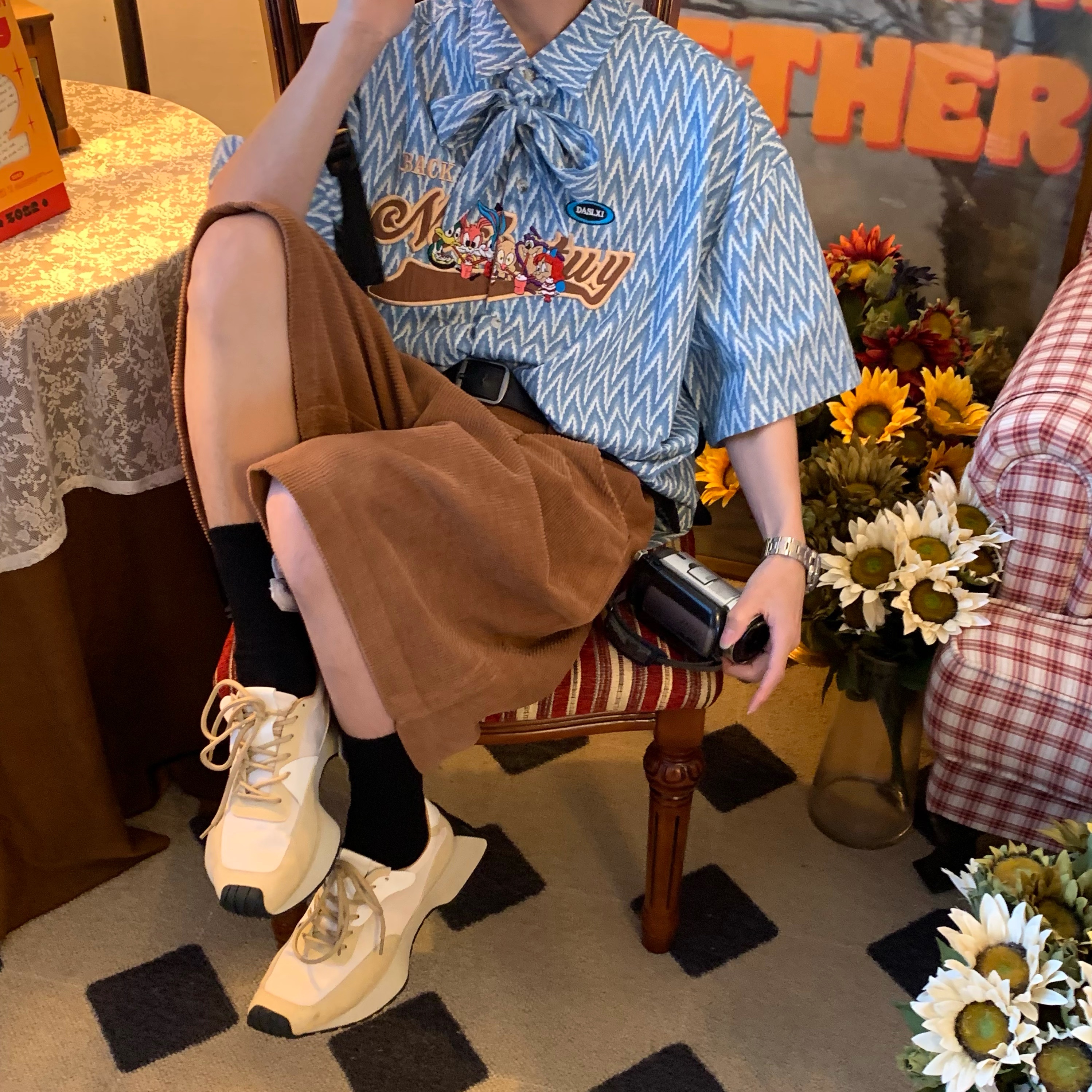 Japanese Retro Cartoon Embroidery Bow Tie Collar Shirt - Loose Gender-Neutral Summer Fashion 90s Style Top