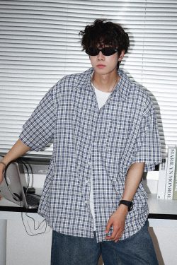 Japanese Retro Checkered Short Sleeve Shirt for Men and Women - Summer BF Style, Casual Loose Fit, Versatile Half-Sleeve Top