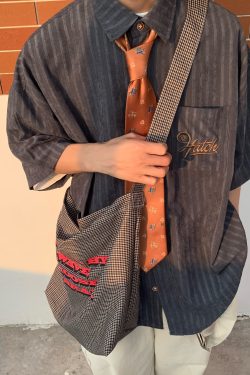 Japanese Retro Vertical Striped Short Sleeve Shirt for Summer - Versatile Hong Kong Style Couple's Half Sleeve Lazy Shirt