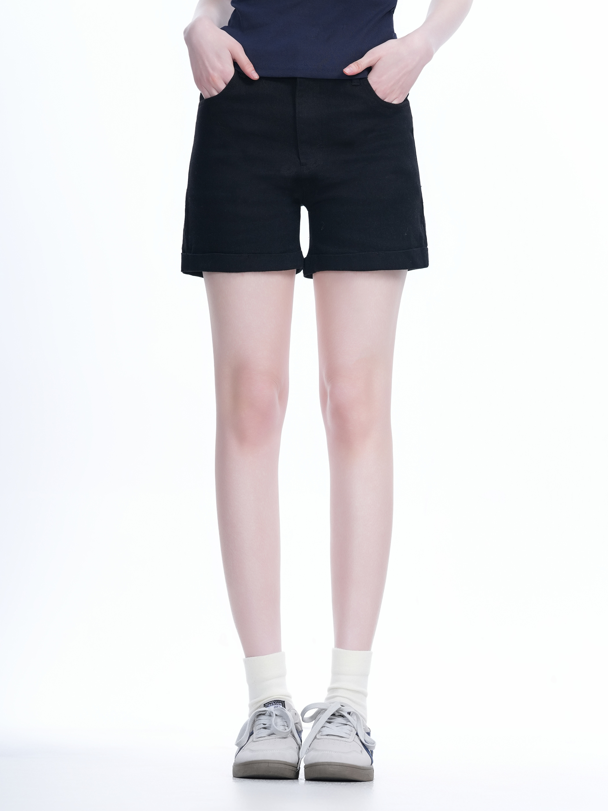 Korean Style Black High-Waisted Ultra-Short Denim Shorts for Women - Slimming Summer Elastic Rolled-Edge Hot Pants