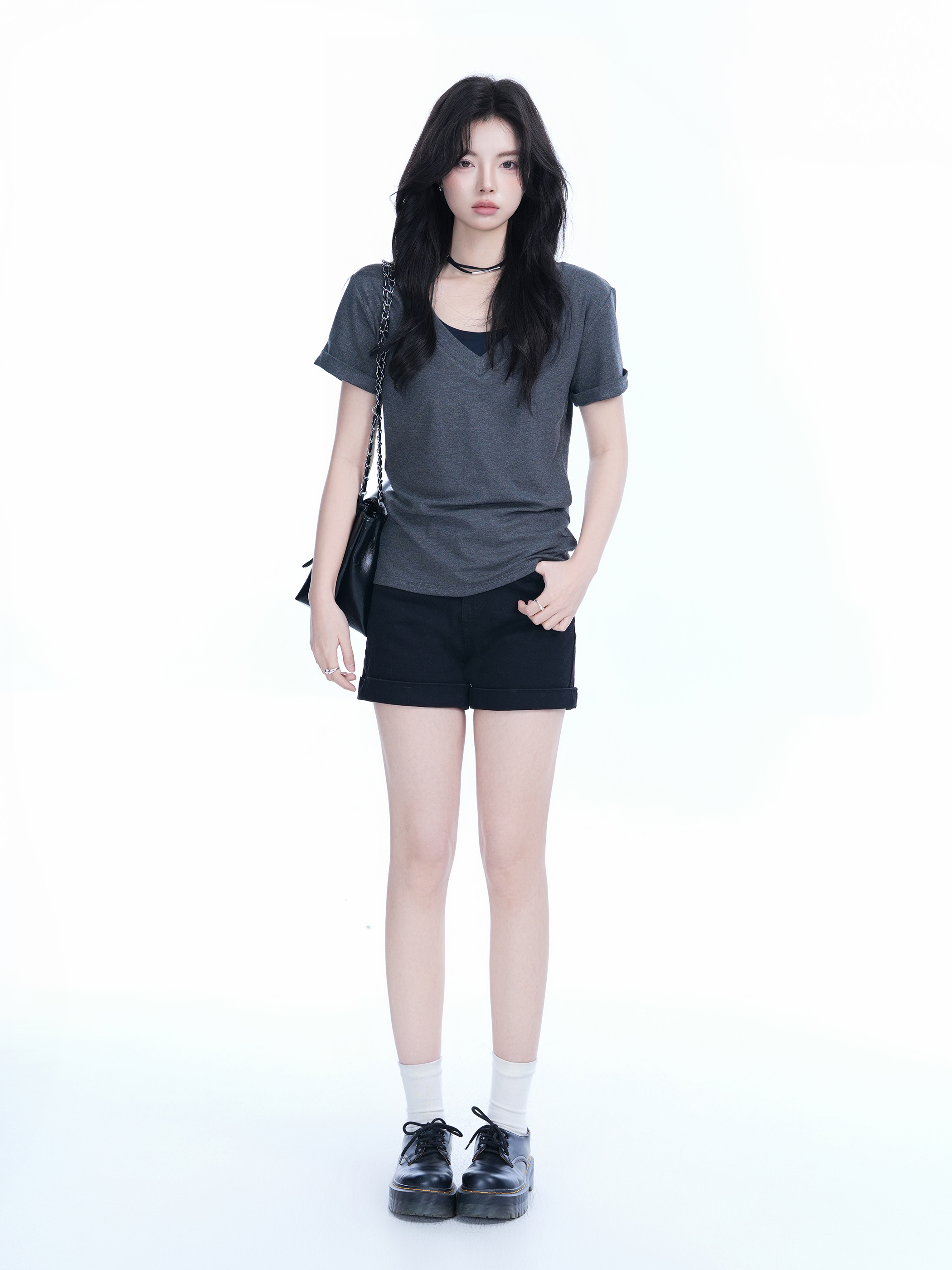 Korean Style Black High-Waisted Ultra-Short Denim Shorts for Women - Slimming Summer Elastic Rolled-Edge Hot Pants