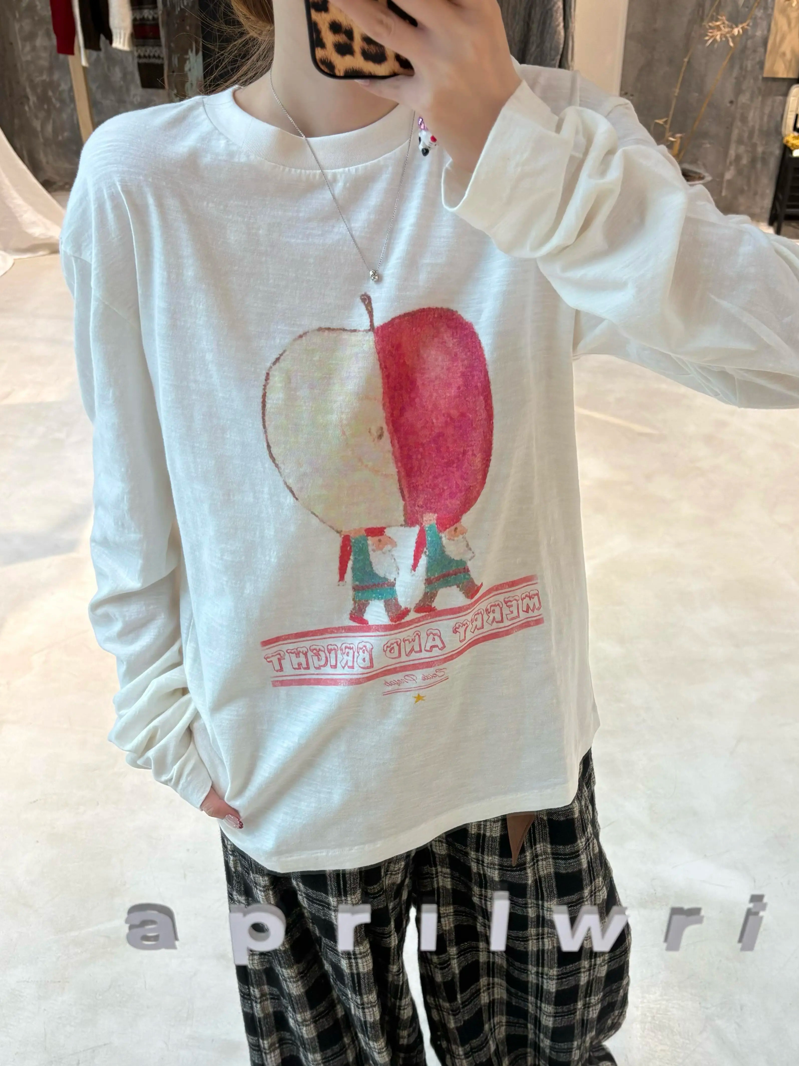 Korean Style Cartoon Print Loose Round Neck Long Sleeve T-Shirt in Soft Bamboo Cotton - Casual & Comfortable Fashion Essential