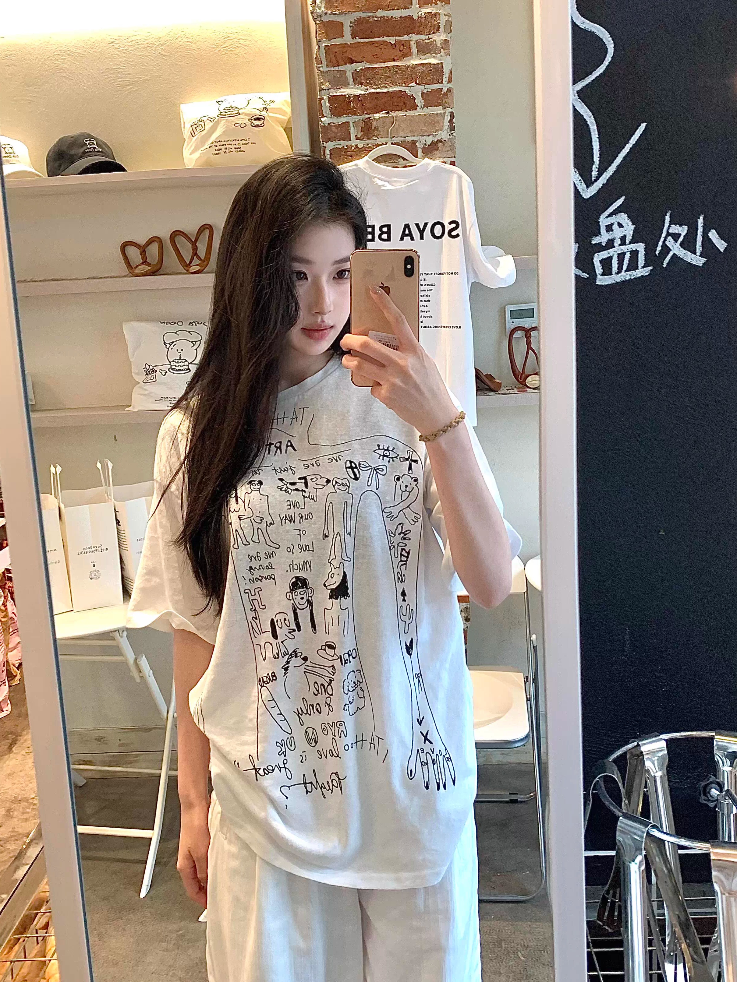 Korean Style Slightly Sheer Graffiti Print Sun Protection Loose Short Sleeve T-Shirt for Women - Casual Versatile Fashion Top