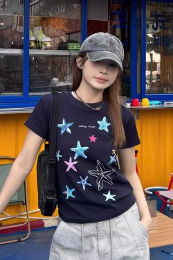 Korean Style Starfish Print Slim Fit Short Sleeve High-Stretch Cotton T-Shirt for Women - Age-Reducing Design