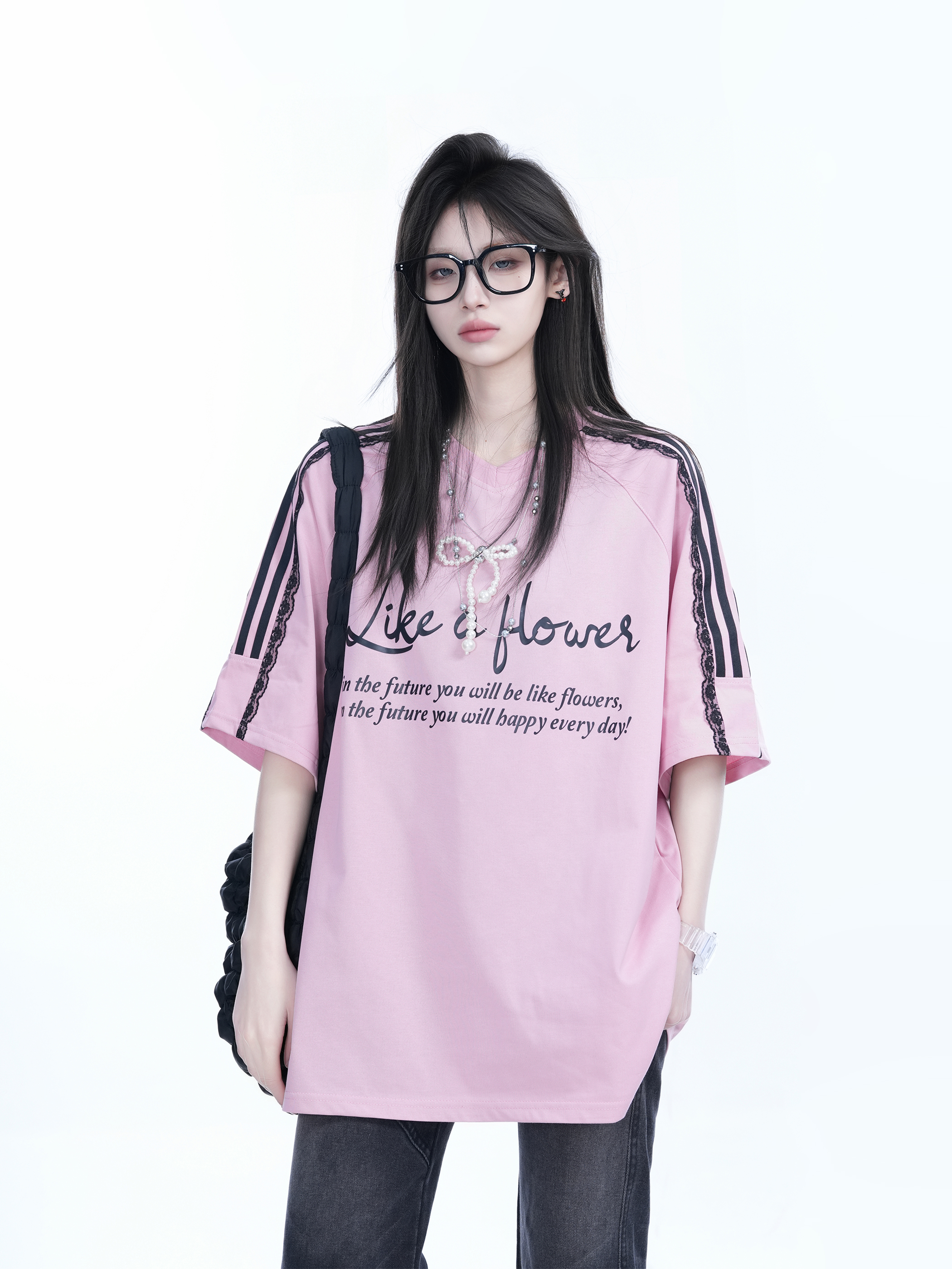 Lace Splicing Pearl Bow Short Sleeve T-Shirt for Women, Loose Half Sleeve Top, Elegant 90s-Inspired Fashion