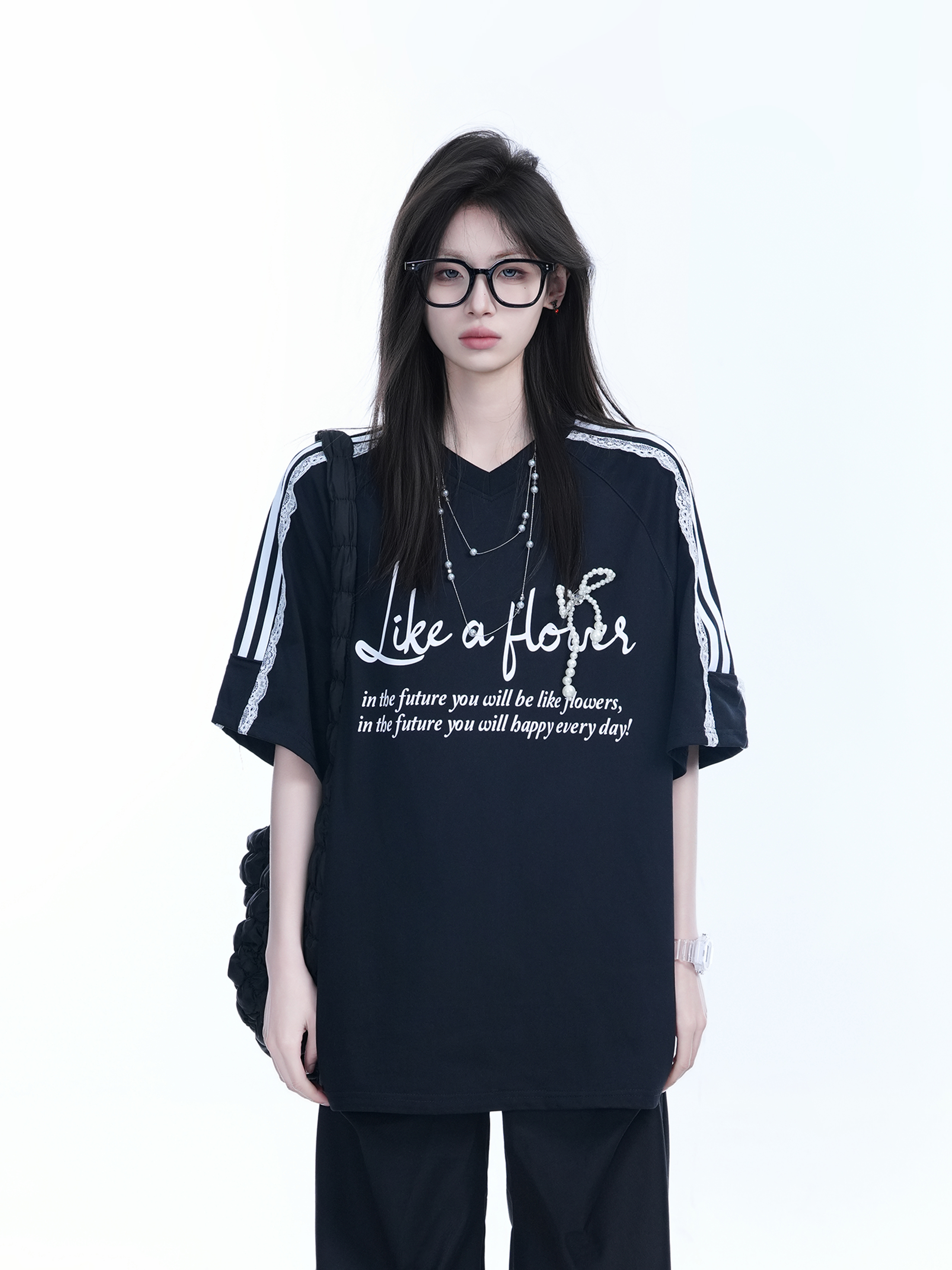 Lace Splicing Pearl Bow Short Sleeve T-Shirt for Women, Loose Half Sleeve Top, Elegant 90s-Inspired Fashion