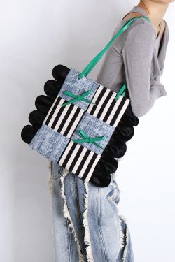 Large Capacity Color-Block Floral Shoulder Bag with Bow - 2024 Autumn/Winter Trendy Tote for Chic Style