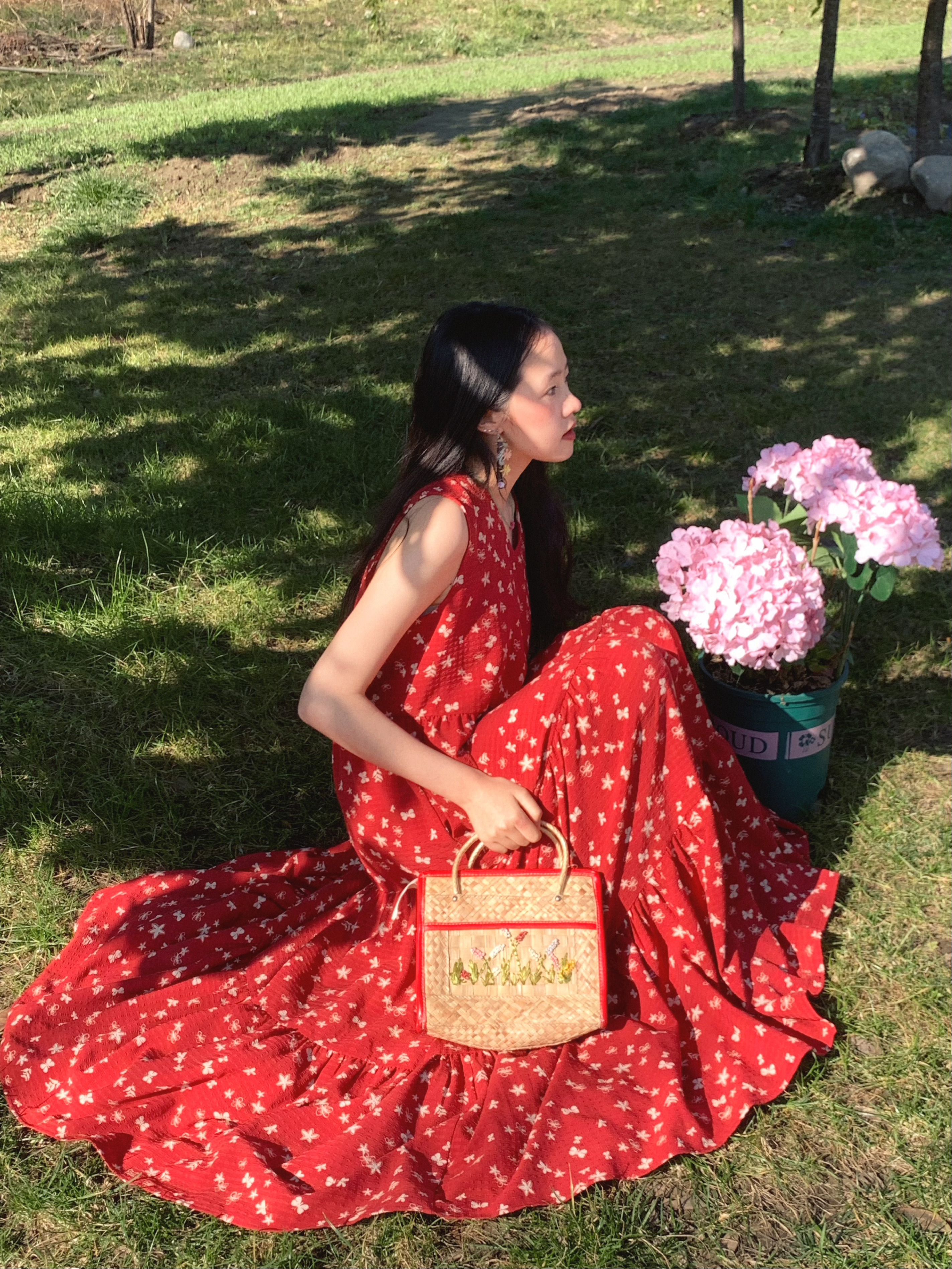 Light Spring Mountains Retro Floral Maxi Dress for Women - Loose V-Neck Sleeveless Long Dress, Perfect for Summer 90s & Y2K Style