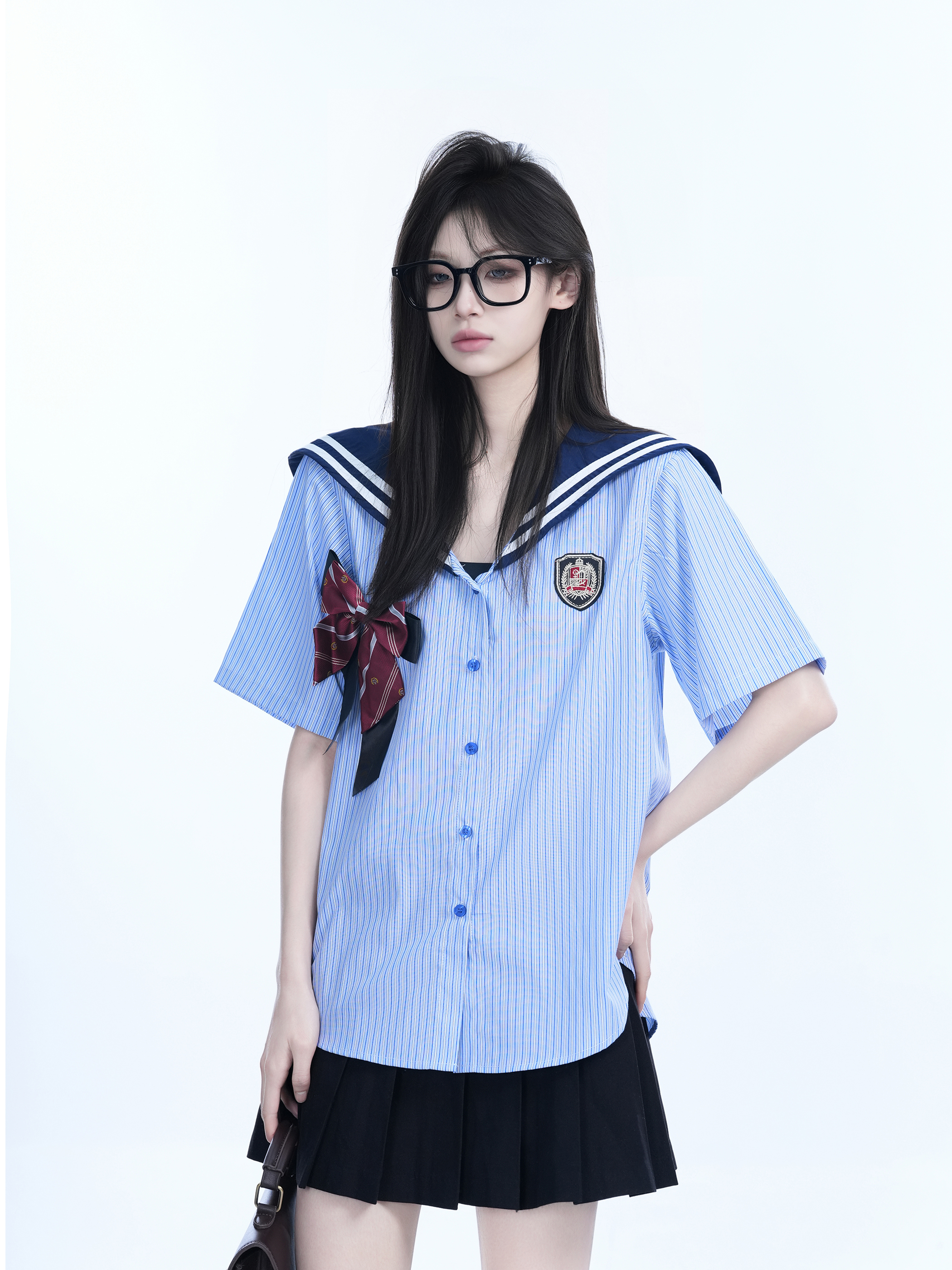 Navy Collar Bow Short-Sleeve Blouse for Women - Trendy Loose College Style Top with Unique Design