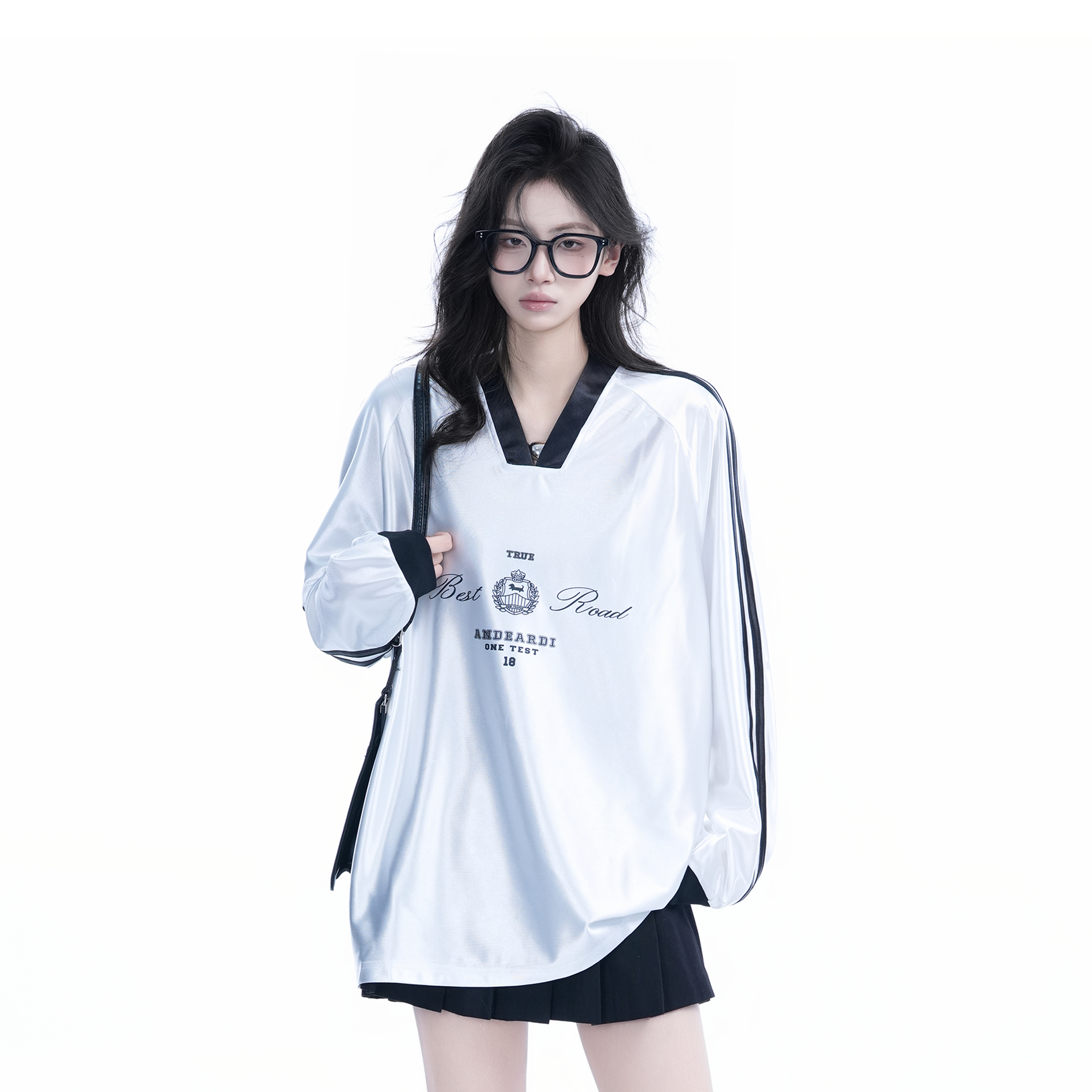 Oversized Women's Color-Blocking Satin Jersey T-Shirt - American Sports Style V-Neck Long Sleeve Trendy Top