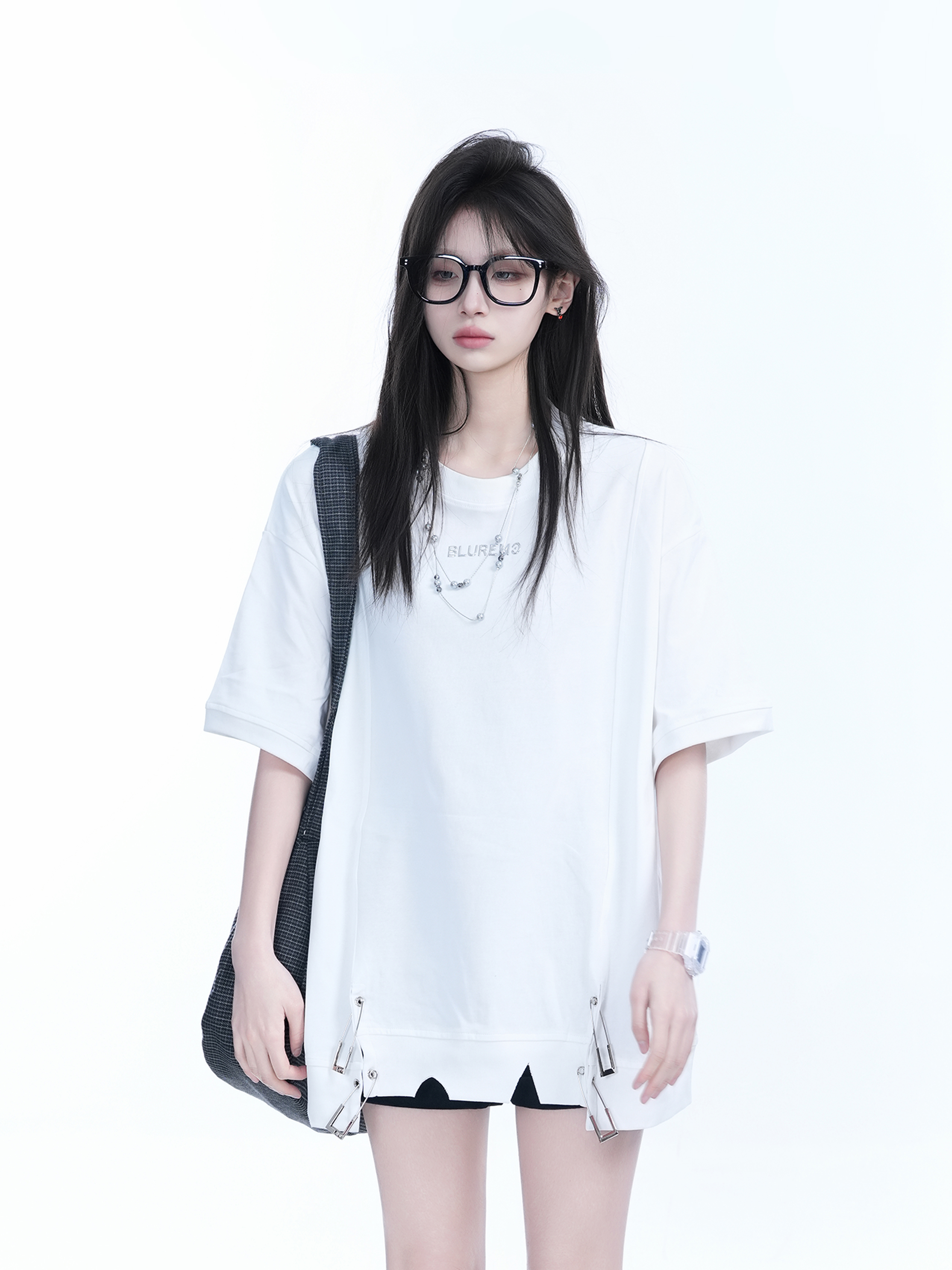 Oversized Women's Short Sleeve T-Shirt with American High Street Pin Design - Trendy Loose Fit, Casual Style for Everyday Wear