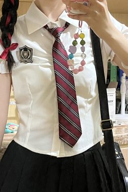 Petite Puff Sleeve JK Uniform Set with Waist-Defined Short Sleeve Shirt and Pudding Bear Design for Summer Women’s Fashion