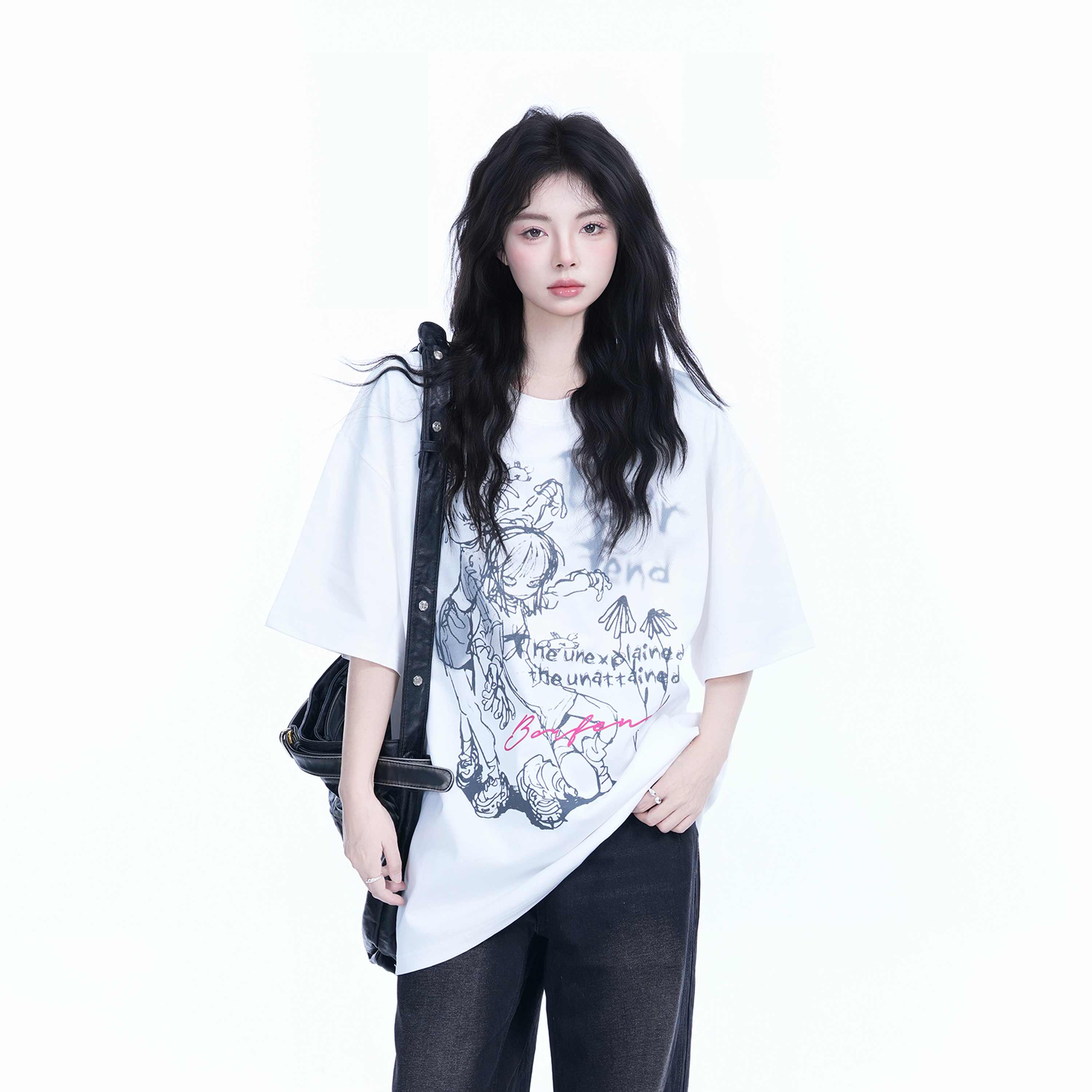 Pink Oversized Short-Sleeve T-Shirt for Women - American Dark Style, Summer Casual, Loose Fit with "Sit and Eat Until the Mountains Are Empty" Print