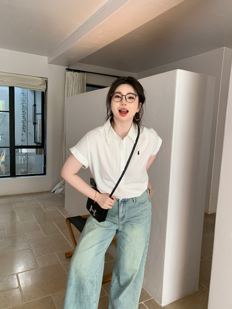Plus Size Relaxed Old Money Style Short Sleeve Shirt with Flutter Sleeves for High-Ranking Female Protagonists