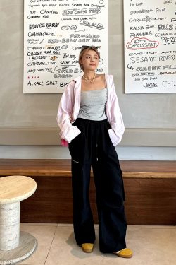 Plus Size Street Style Purple Cargo Pants for Autumn, Loose Paratrooper Design for Outdoor Climbing, Fashionable 2024 Look