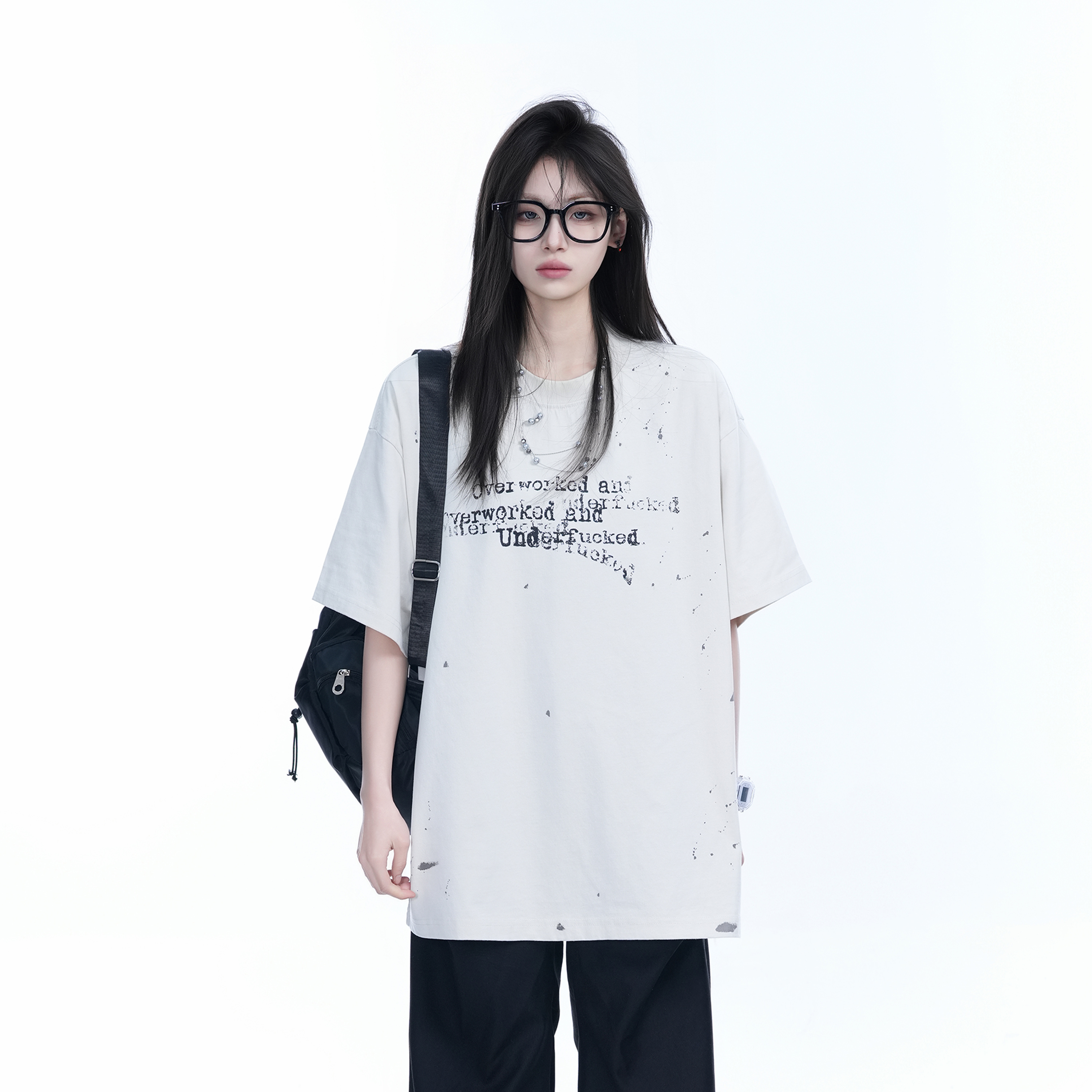 Red Ink Splash Design Short-Sleeve T-Shirt for Women - Trendy Summer Heavyweight Loose Fit, Casual Style