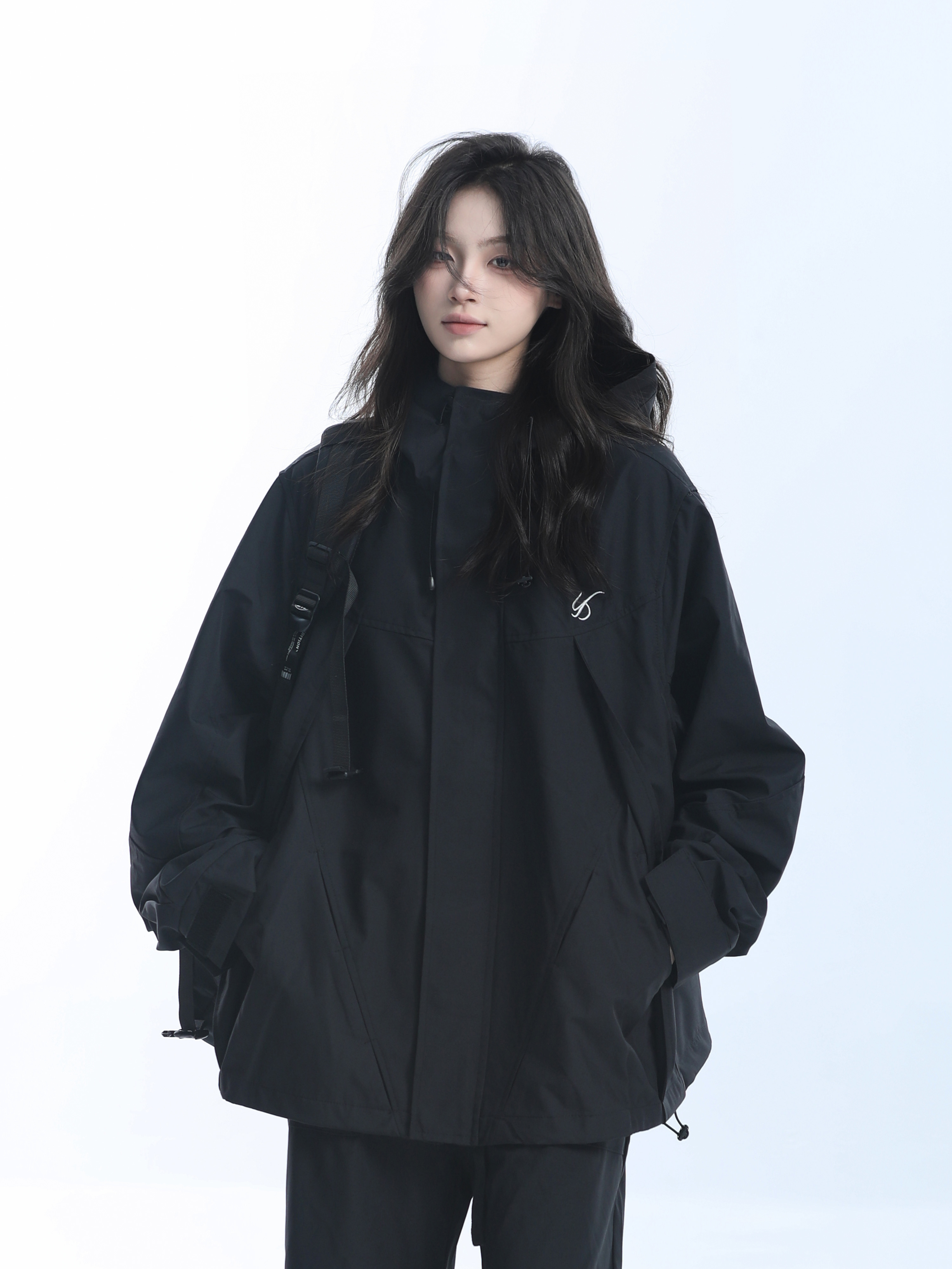 Retro American High-Neck Windbreaker Jacket for Women - Loose Waterproof Windproof Outdoor Black Jacket