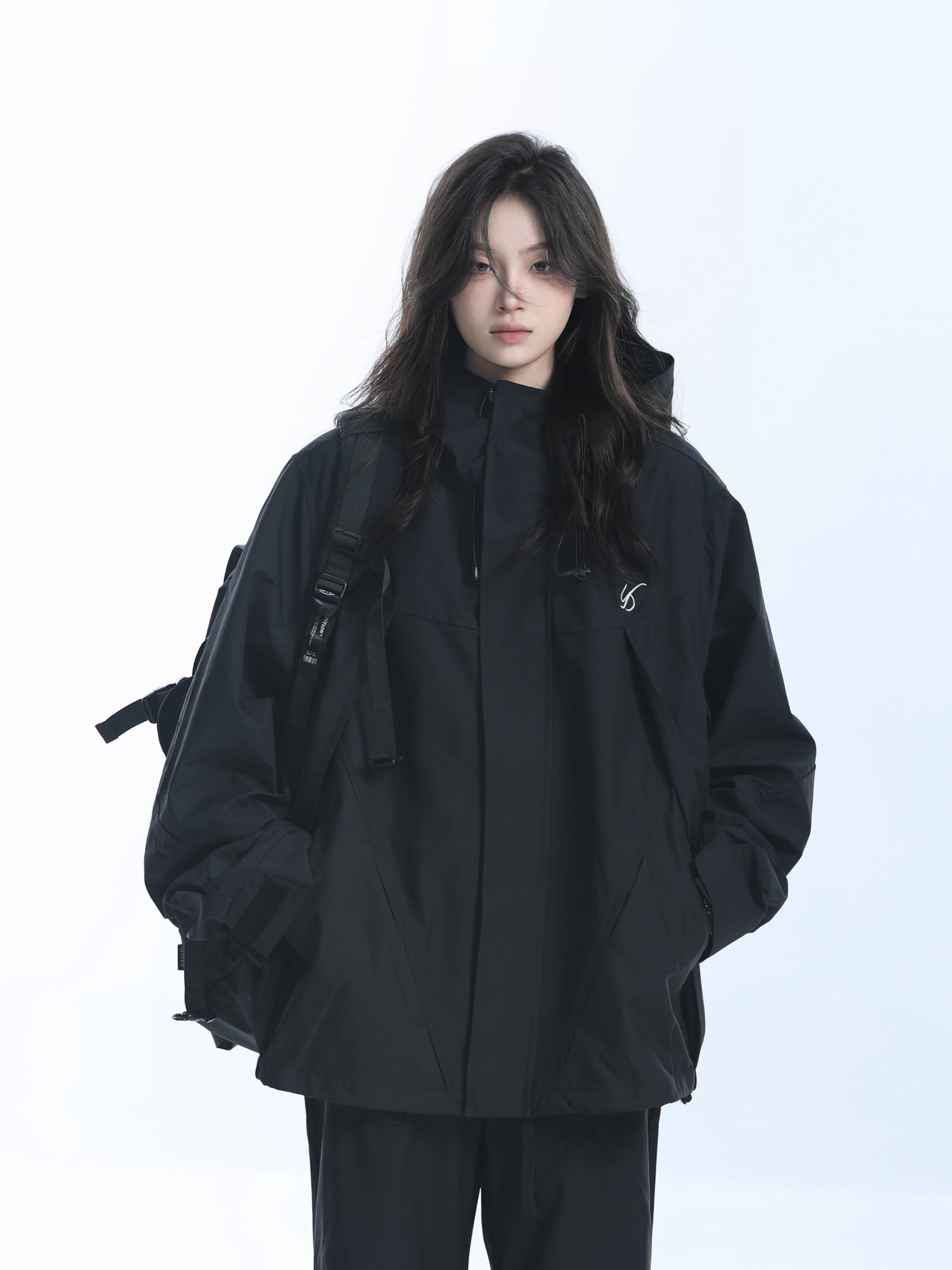 Retro American High-Neck Windbreaker Jacket for Women - Loose Waterproof Windproof Outdoor Black Jacket