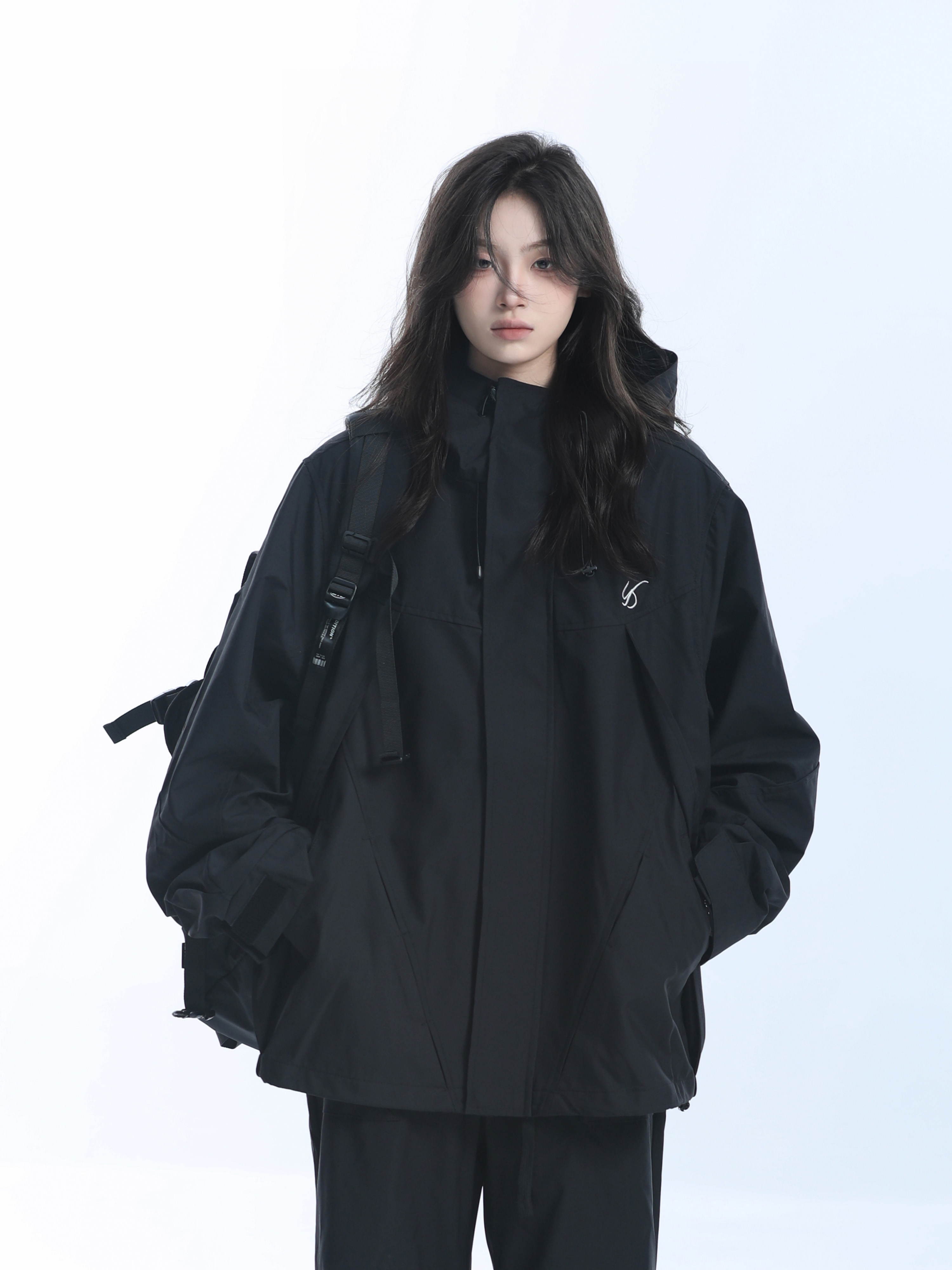 Retro American High-Neck Windbreaker Jacket for Women - Loose Waterproof Windproof Outdoor Black Jacket