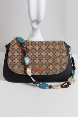 Retro Chinese Style Vintage Shoulder Crossbody Bag for Women - Spring/Summer Collection, Niche Design Underarm Bag