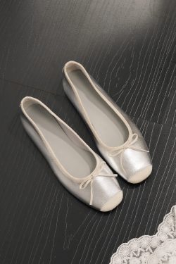 Retro French Sheepskin Bow Ballet Flats for Women - Square-Toed, Soft Sole, Genuine Leather, Sweet Style, Vintage Charm