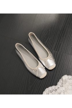 Retro French Sheepskin Bow Ballet Flats for Women - Square-Toed, Soft Sole, Genuine Leather, Sweet Style, Vintage Charm