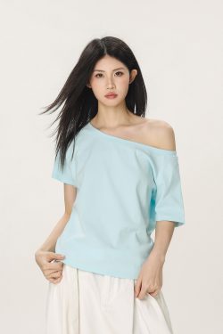 Retro Off-Shoulder T-Shirt for Women - Summer Short Sleeve Slim Fit - Unique Beautiful Hot Girl Style