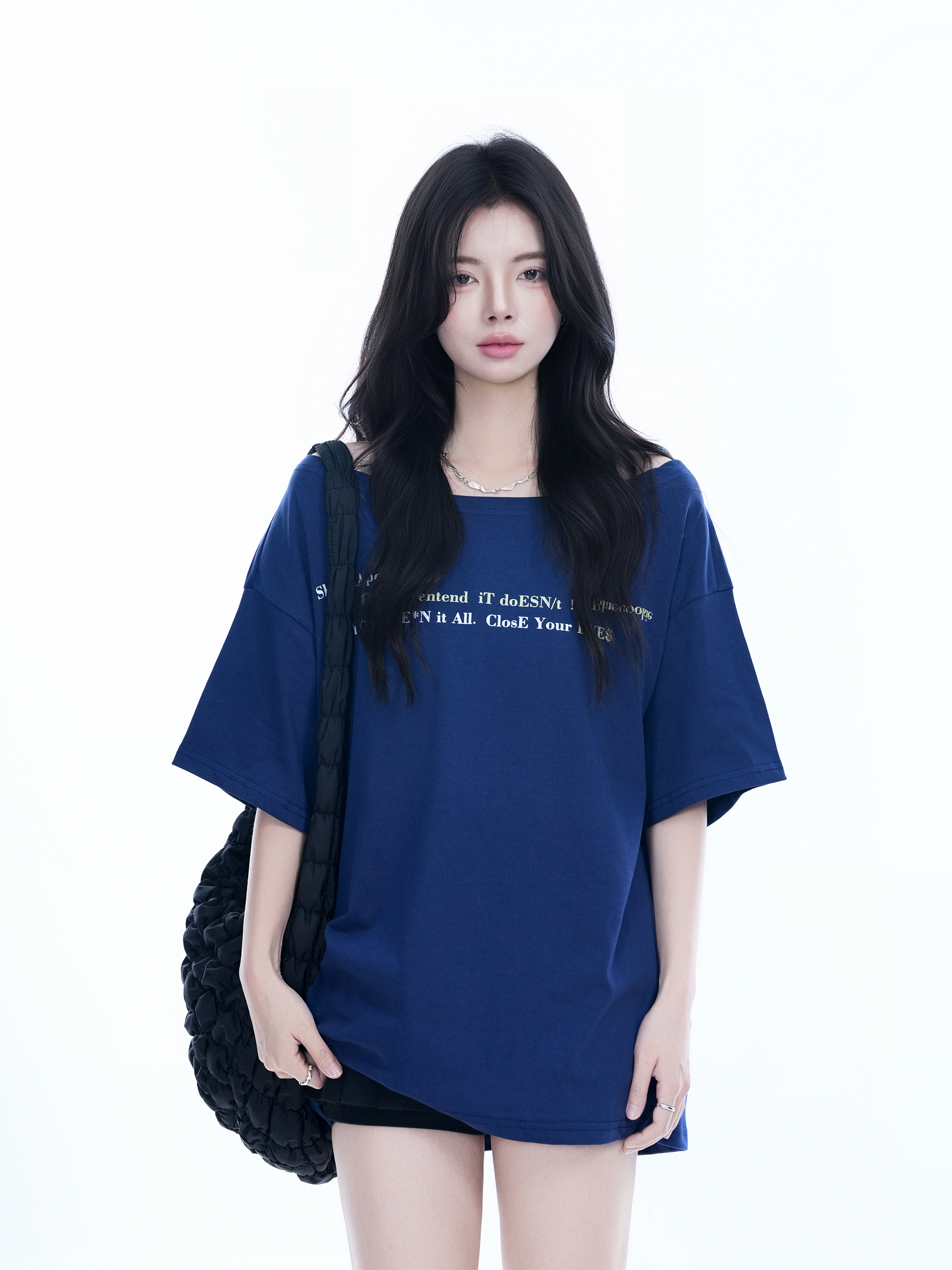 Sexy Halter Top and White Off-Shoulder Short Sleeve T-Shirt Two-Piece Set for Women - Trendy Loose Half-Sleeve Style