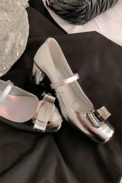 Silver Sheepskin Square-Toed Ballet Flats for Women with Metal Buckle and Bow - French Retro Mary Jane Style