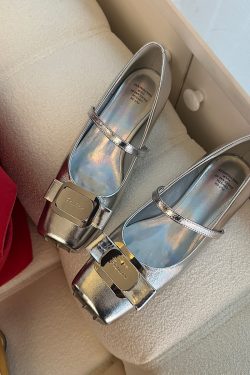 Silver Sheepskin Square-Toed Ballet Flats for Women with Metal Buckle and Bow - French Retro Mary Jane Style