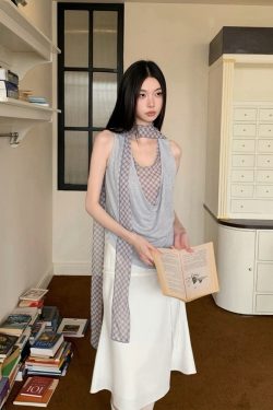 Spicy Girl Off-Shoulder Fake Two-Piece Sleeveless T-Shirt - Patterned Lazy Style Top for Women, Y2K and Casual Fashion