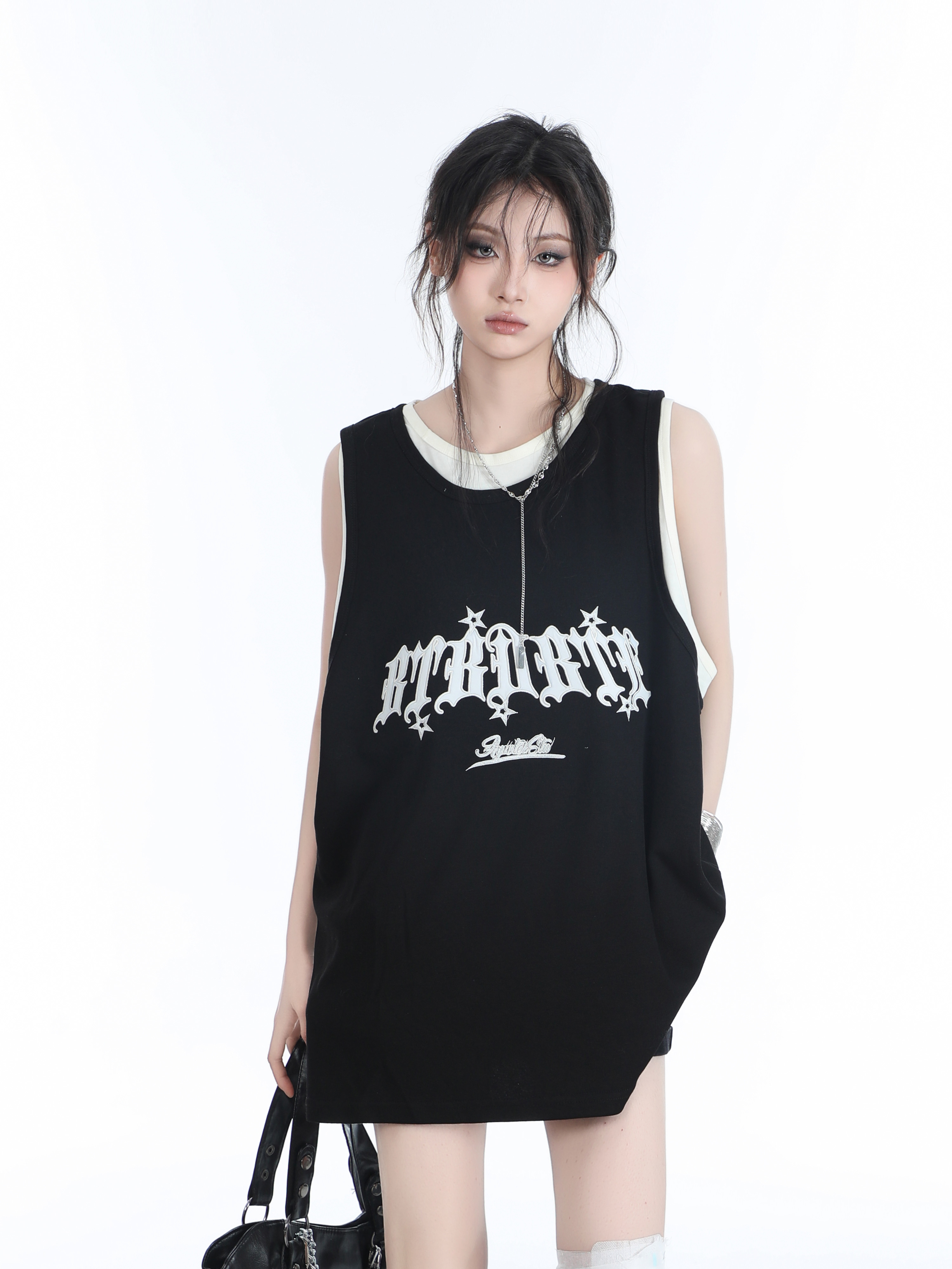 Summer Women's Loose Sports Sleeveless Top - Embroidered Fake Two-Piece Vest with "Sit and Eat Until the Mountains Are Empty" Design