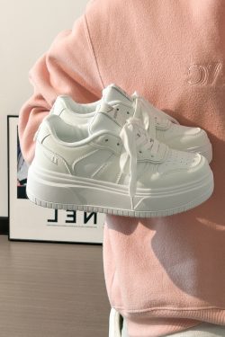 Thick-Soled White Mesh Shoes for Women - Summer 2025 New Style, Breathable, Height-Increasing, Versatile Big Toe Design
