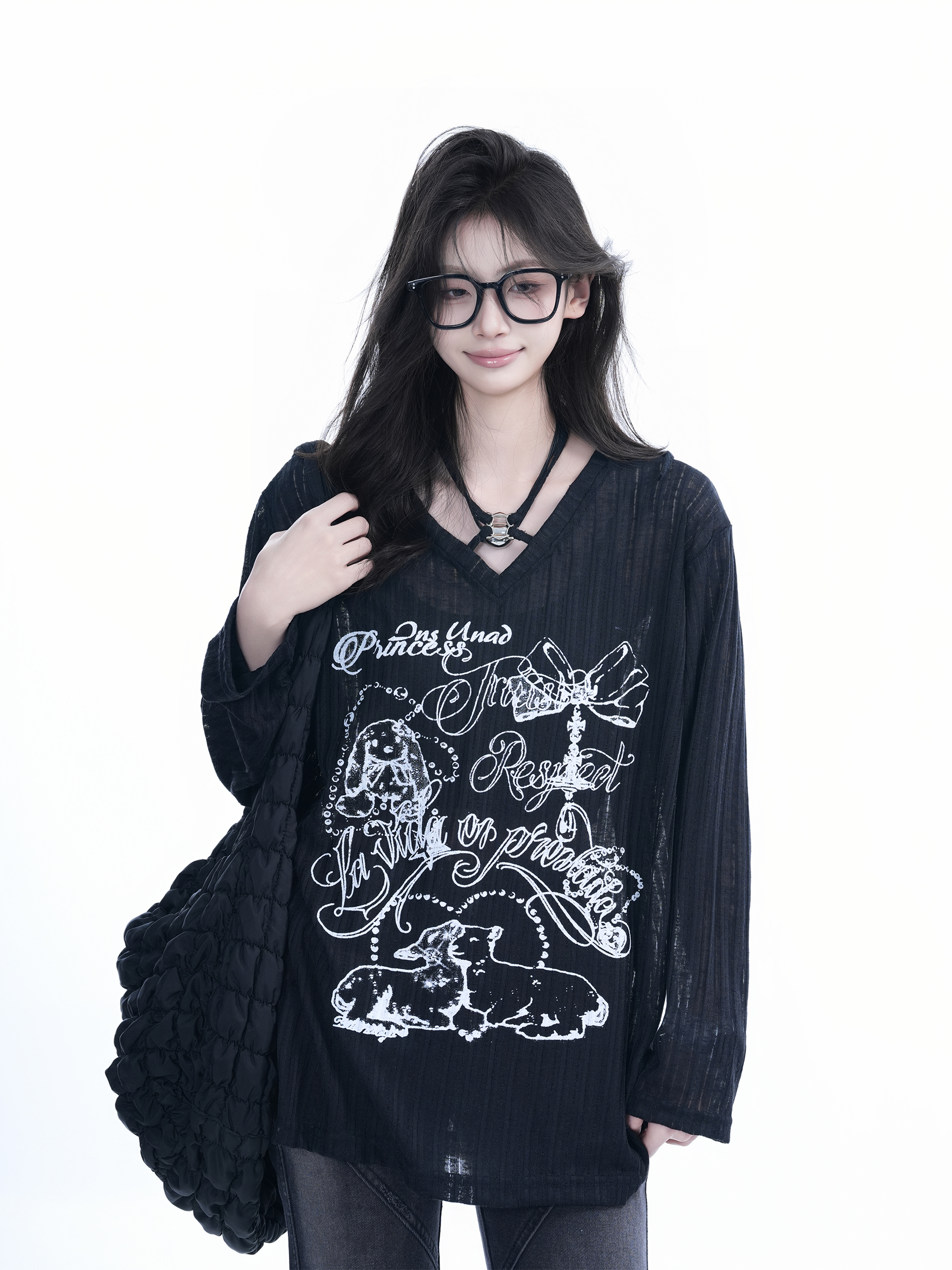Trendy Black Long Sleeve Graffiti Neck-Covering Sunscreen Shirt for Women - Sweet Cool Spicy Girl Style