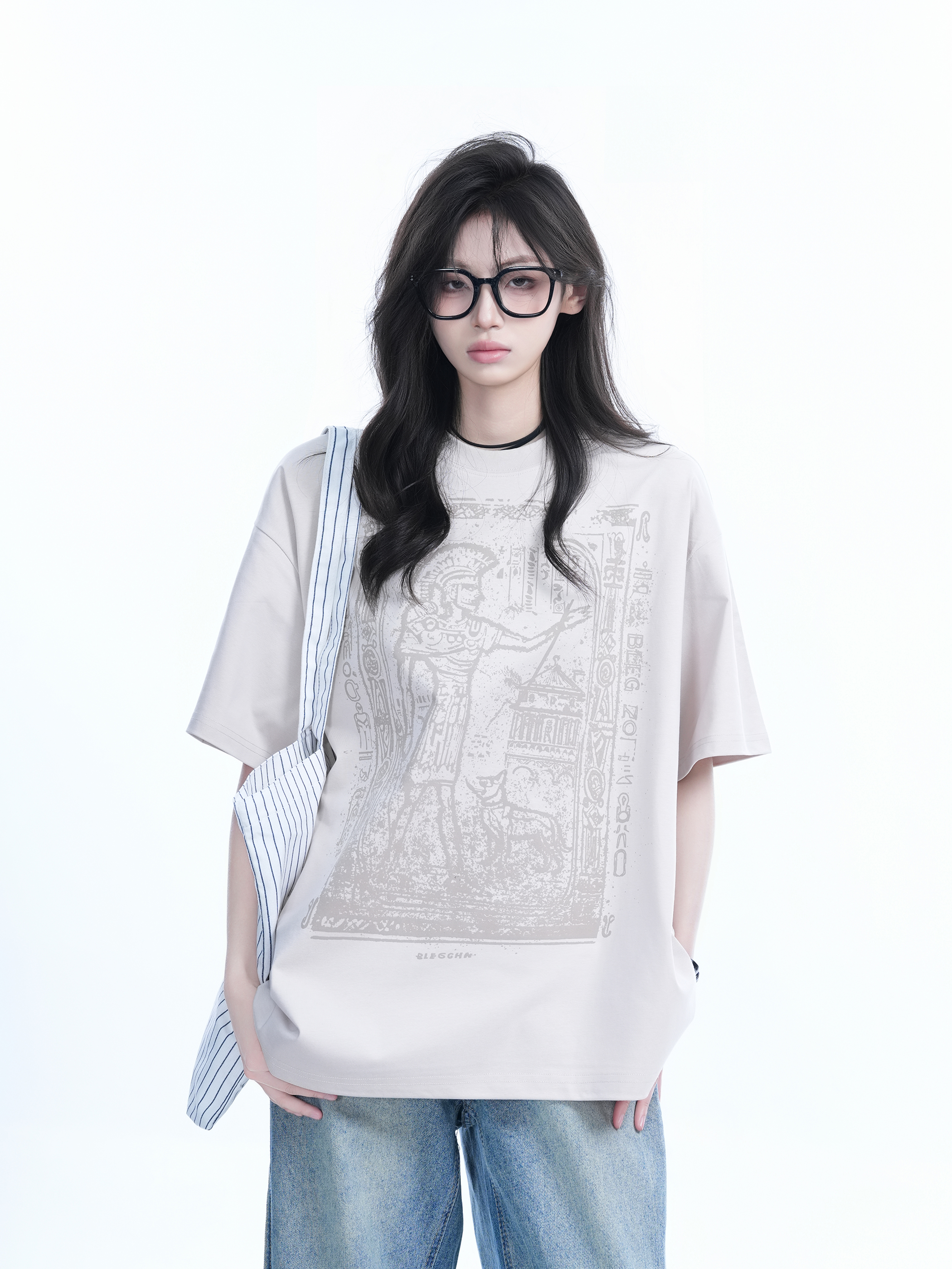 Trendy Indian Spray Print Short-Sleeve T-Shirt for Women, Unique Loose Fit Half-Sleeve Tee, Boho Chic Style