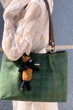 Trendy Large Capacity Tote Bag for Women, 2023 College Style, Ideal for Students and Commuting, Chic Shoulder Bag