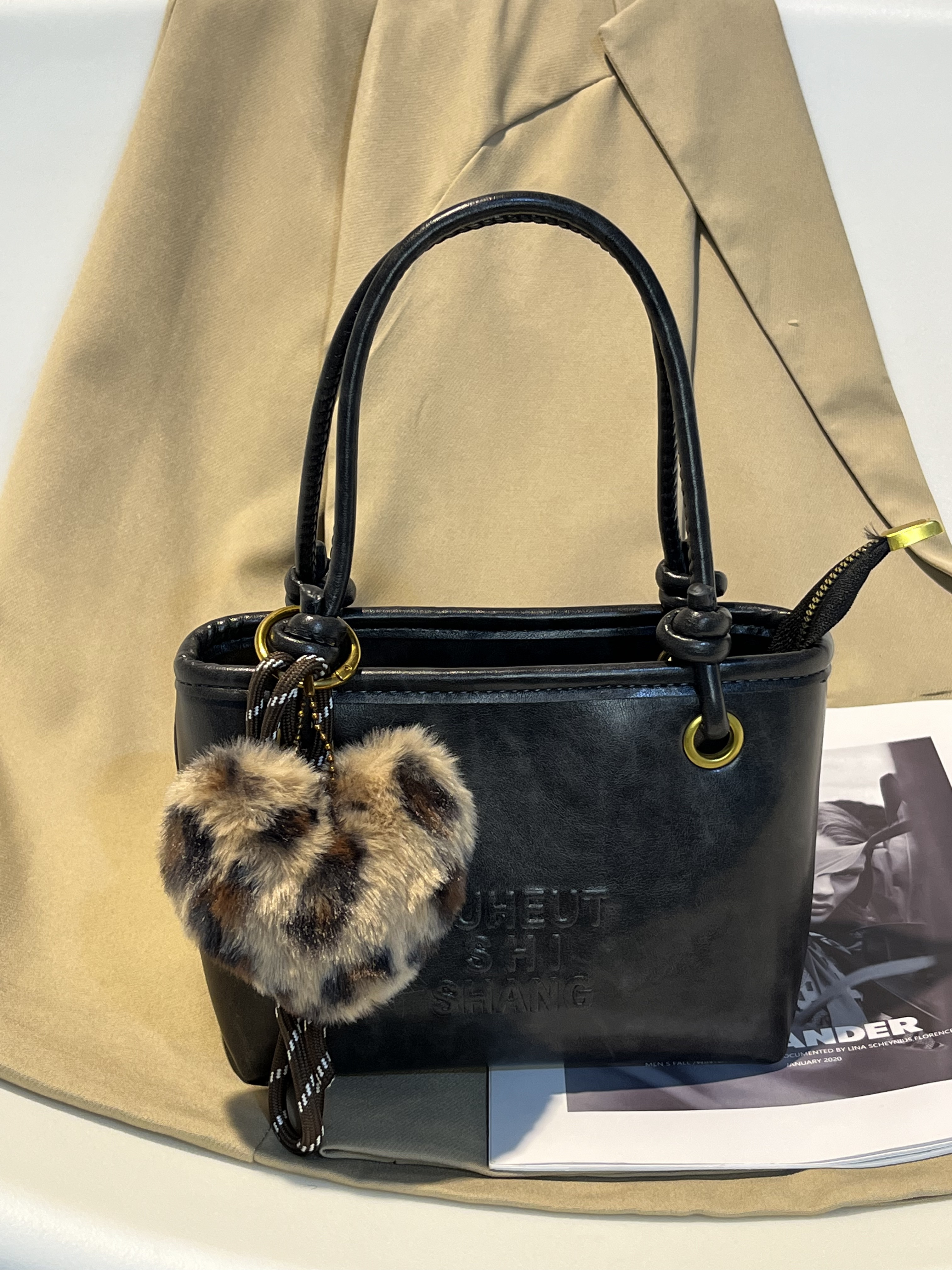 Trendy Retro Heart-Shaped Bucket Tote Bag 2025 - Stylish Women's Shoulder & Crossbody Bag
