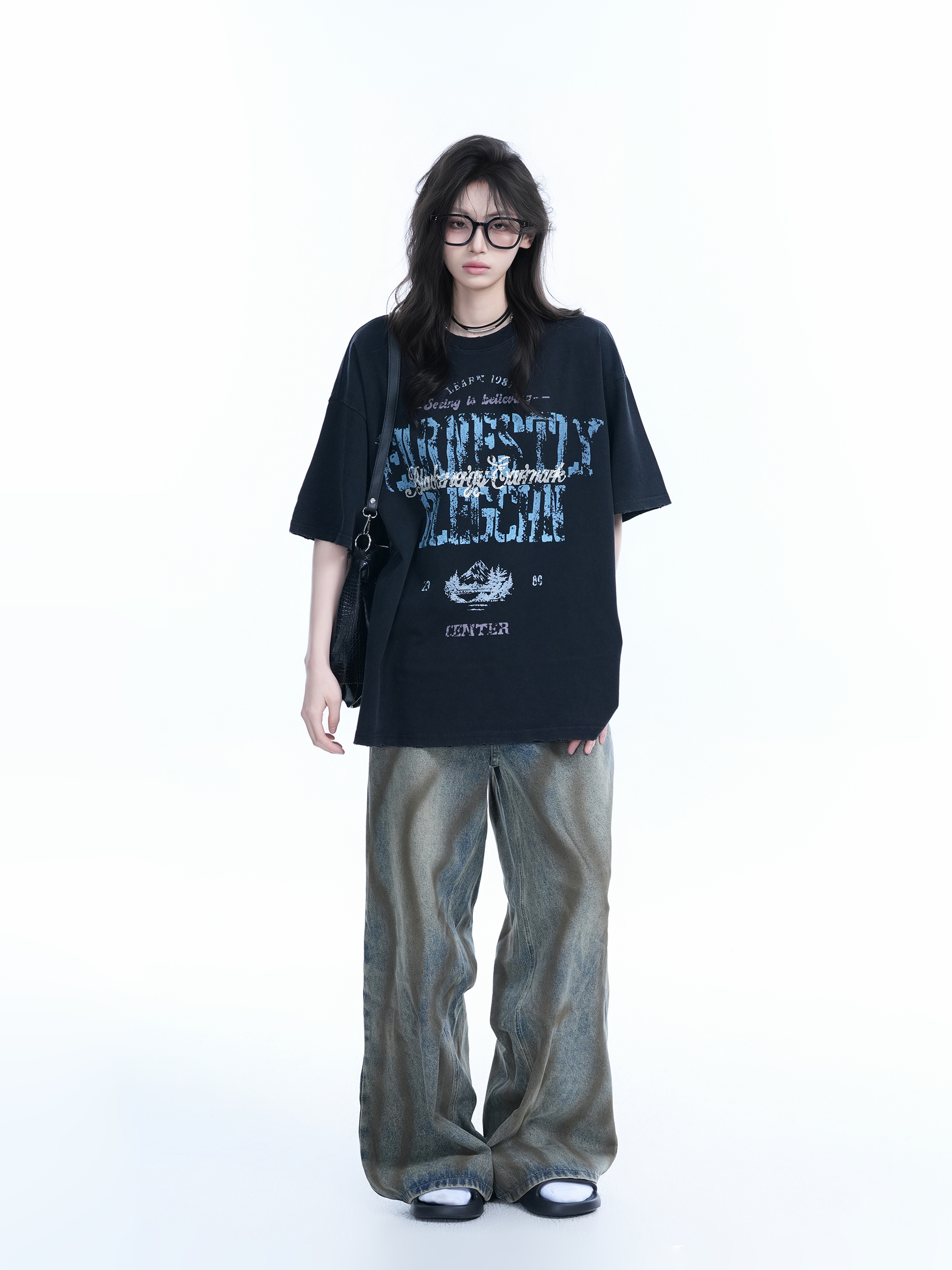Vintage American-Style Distressed Loose Fit Short-Sleeve T-Shirt for Women with Mottled Print - Y2K Fashion Essential