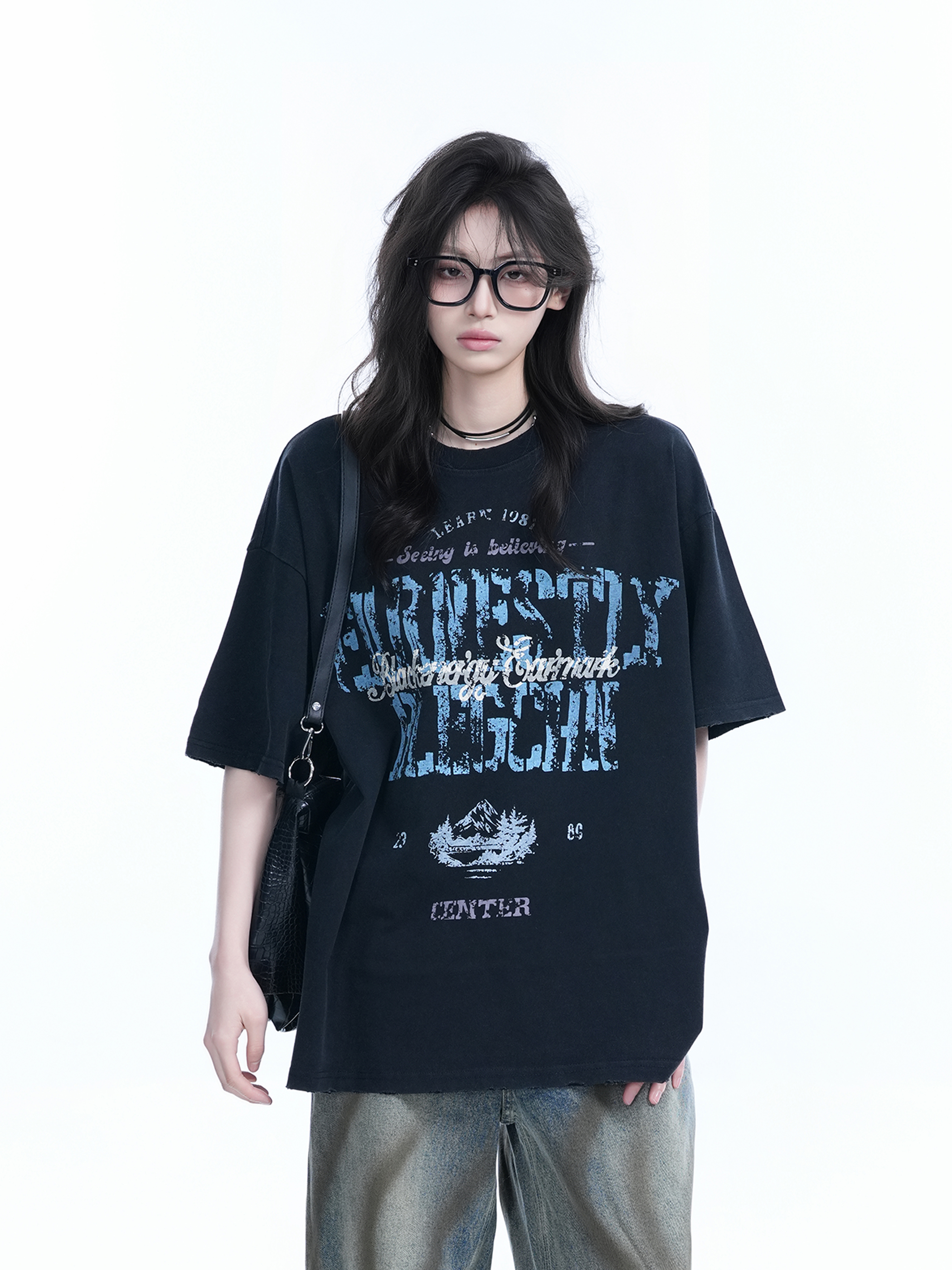Vintage American-Style Distressed Loose Fit Short-Sleeve T-Shirt for Women with Mottled Print - Y2K Fashion Essential